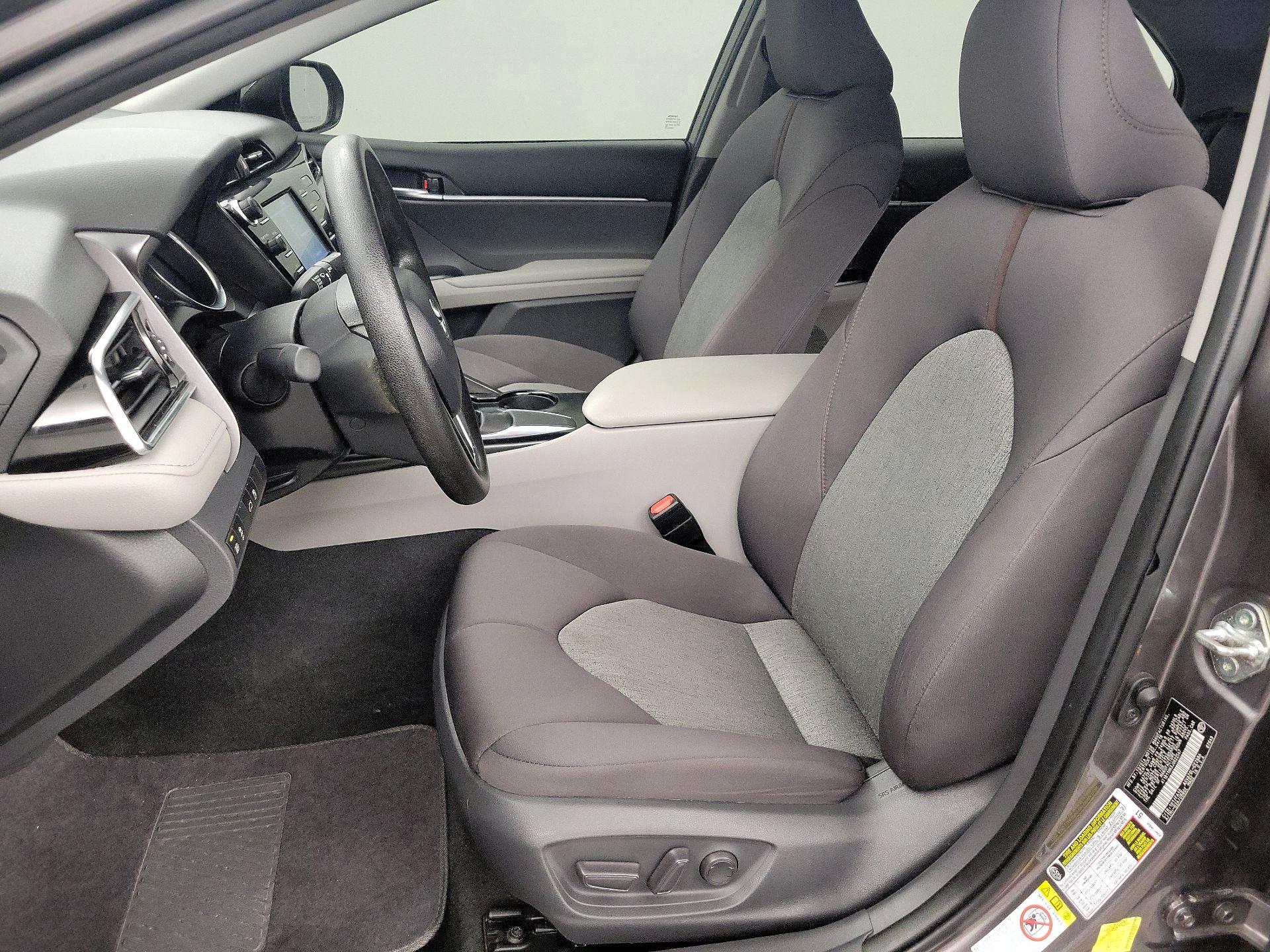 Thumbnail: 2018 Toyota Camry - 11