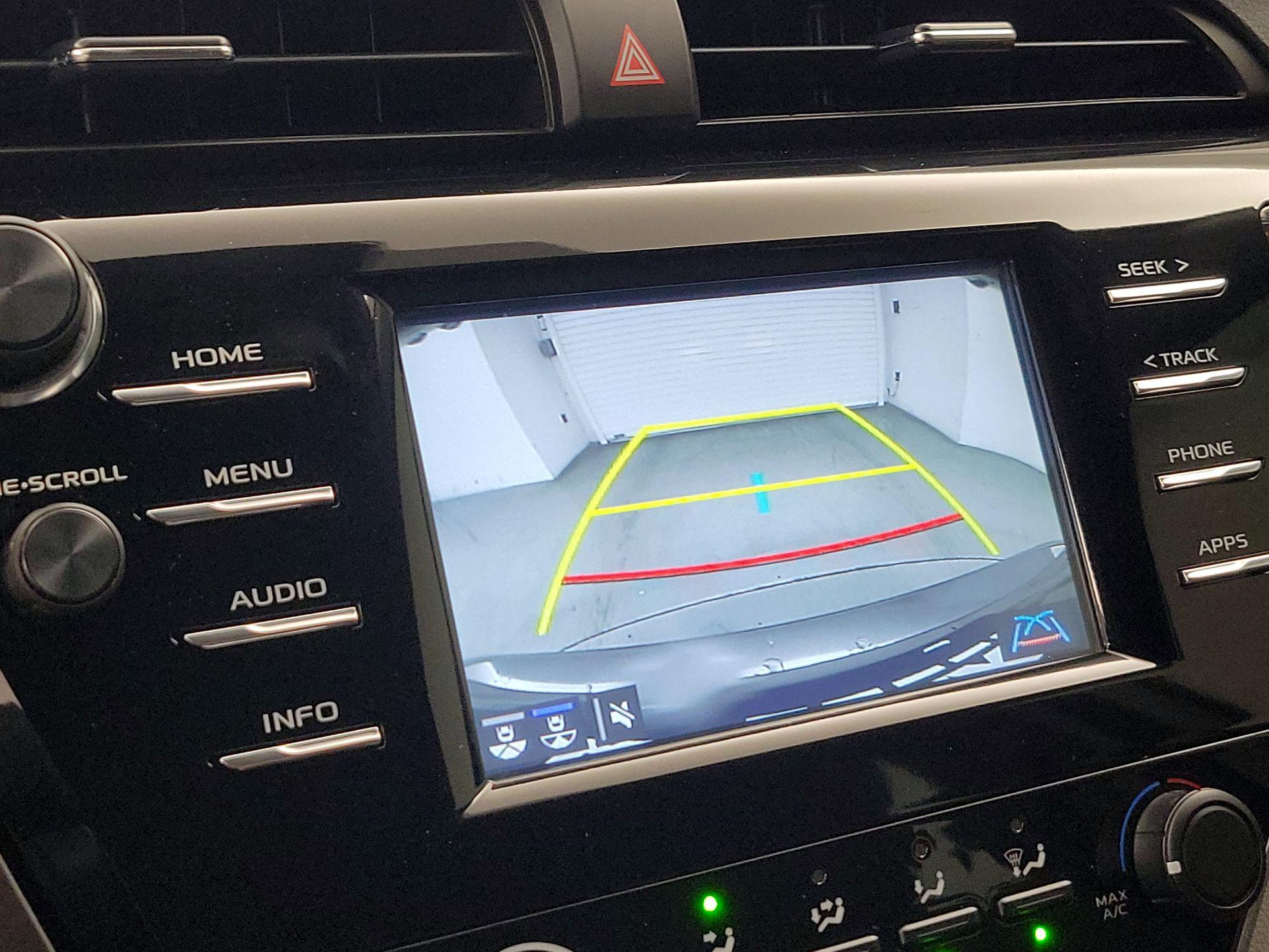 Thumbnail: 2018 Toyota Camry - 14