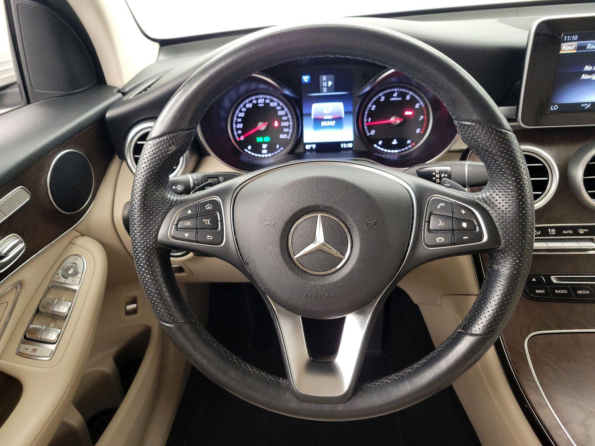 Thumbnail: 2019 Mercedes-Benz GLC - 10