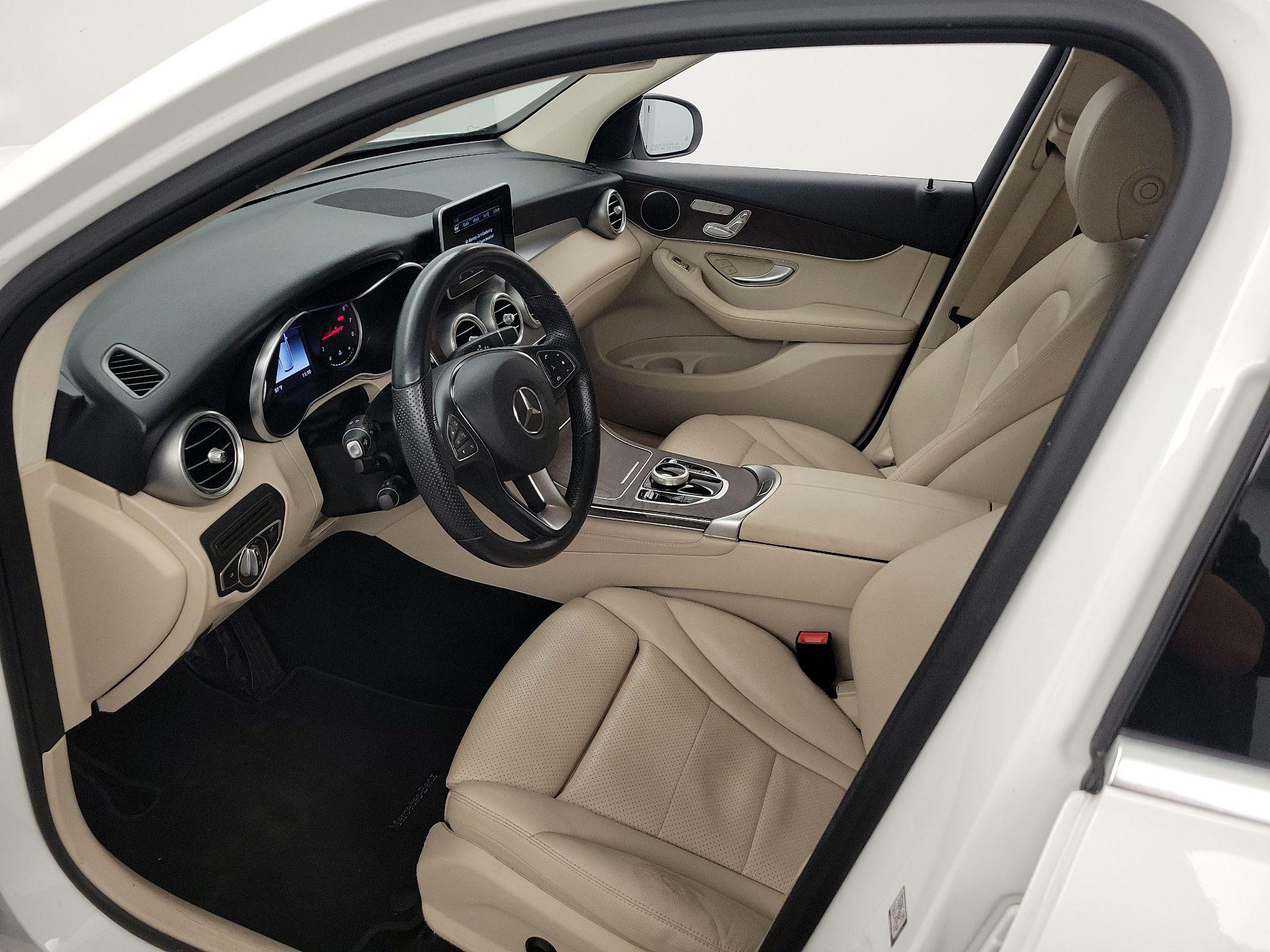 Thumbnail: 2019 Mercedes-Benz GLC - 11