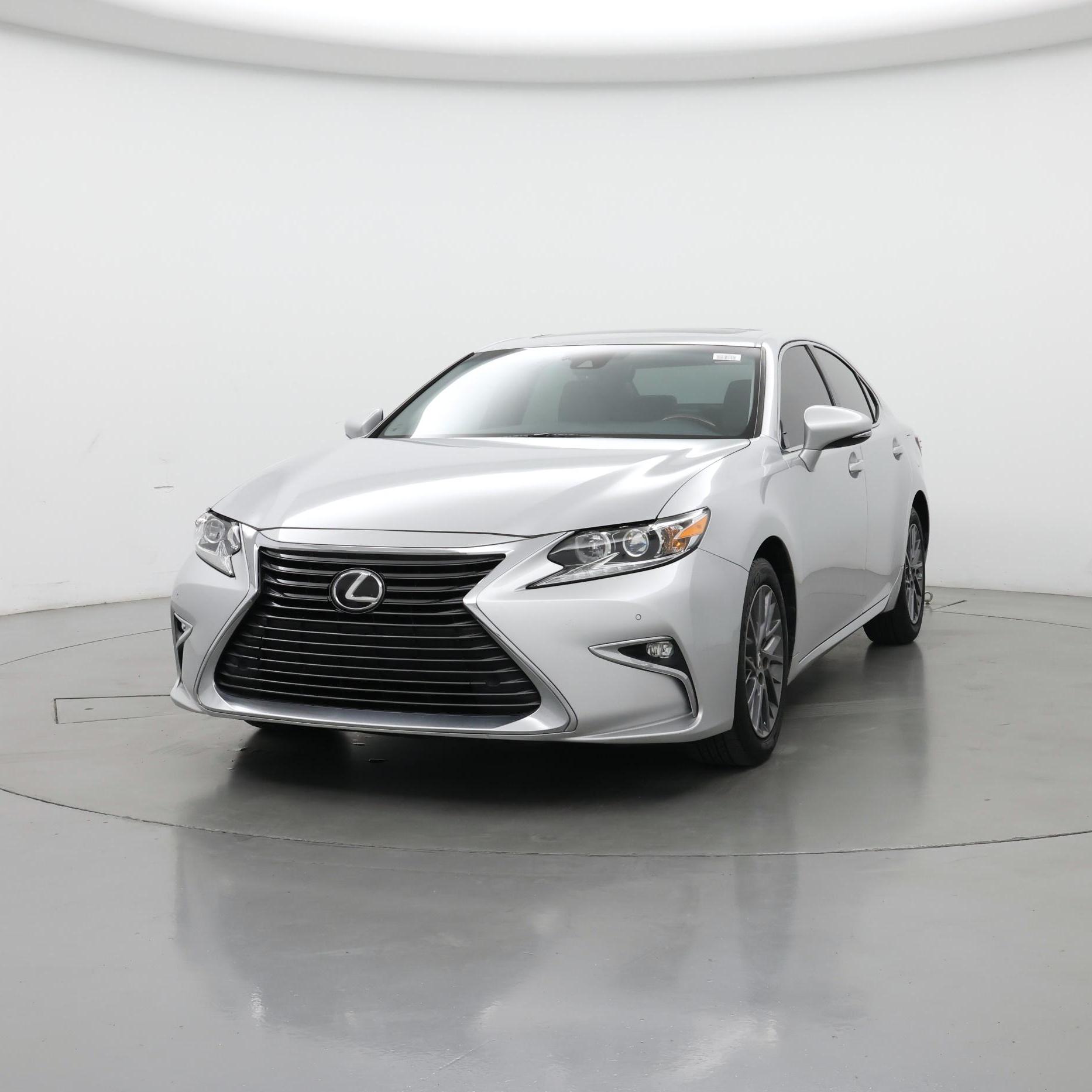Thumbnail: 2018 Lexus ES - 4