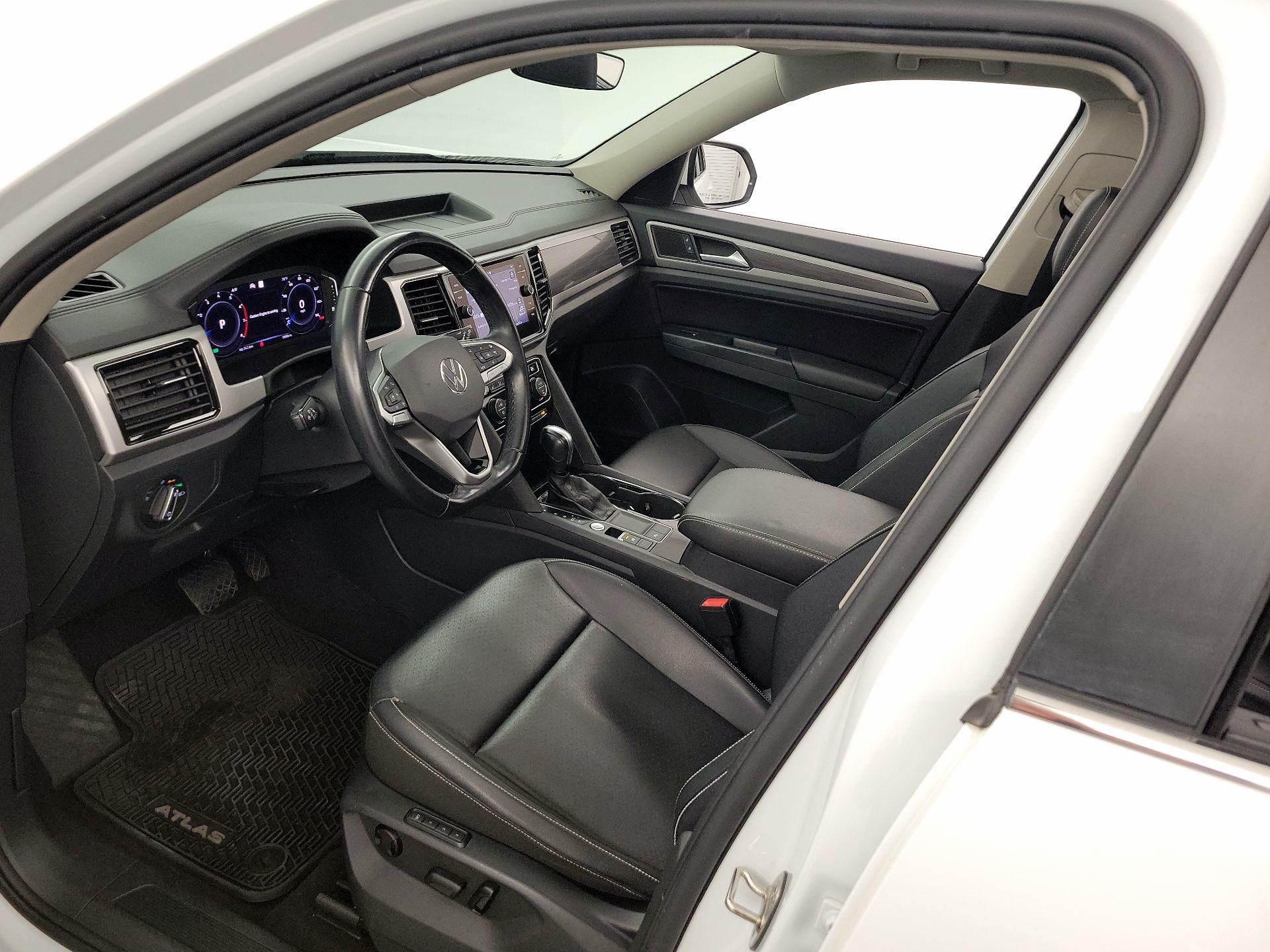 Thumbnail: 2021 Volkswagen Atlas - 11