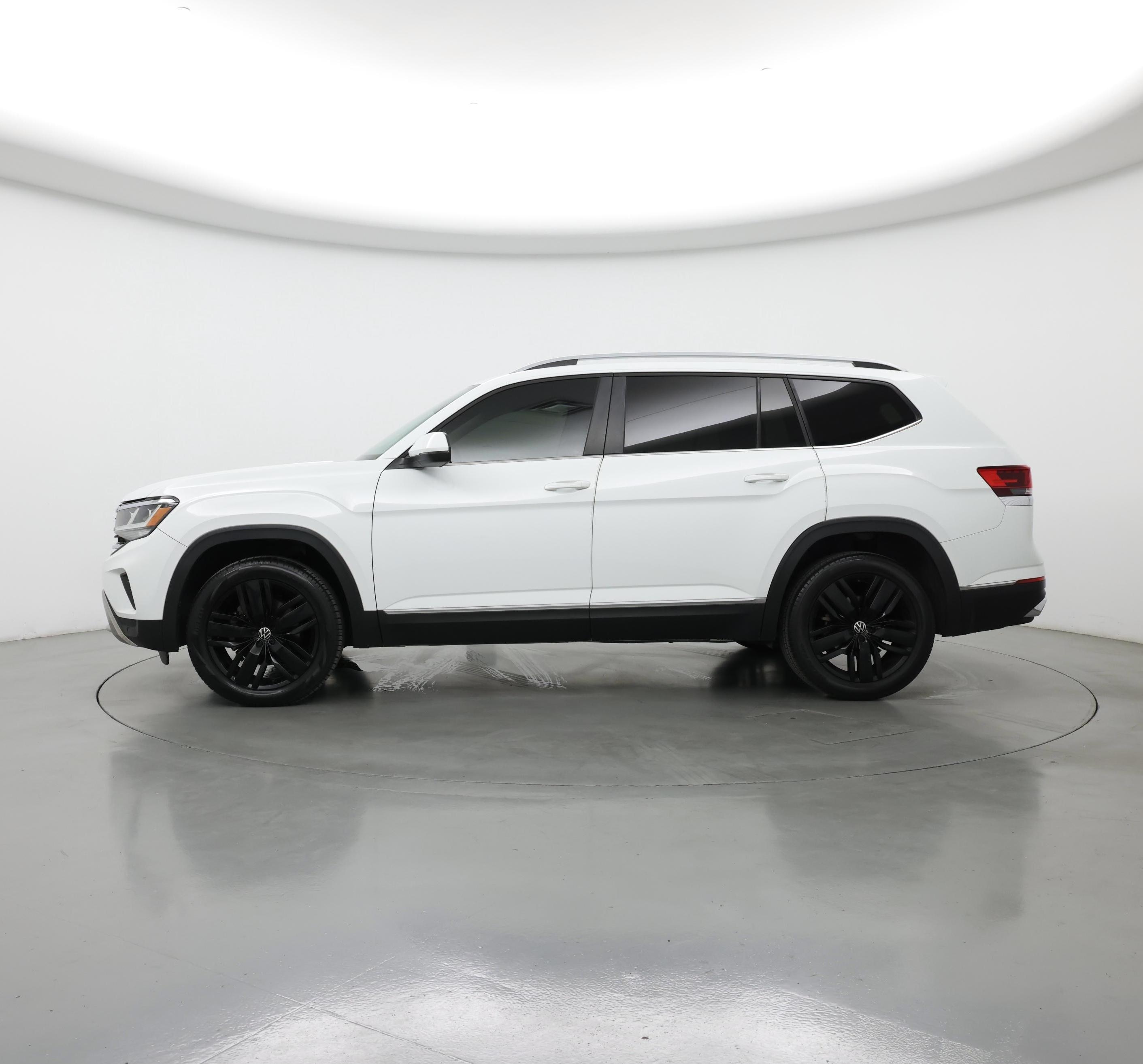 Thumbnail: 2021 Volkswagen Atlas - 3