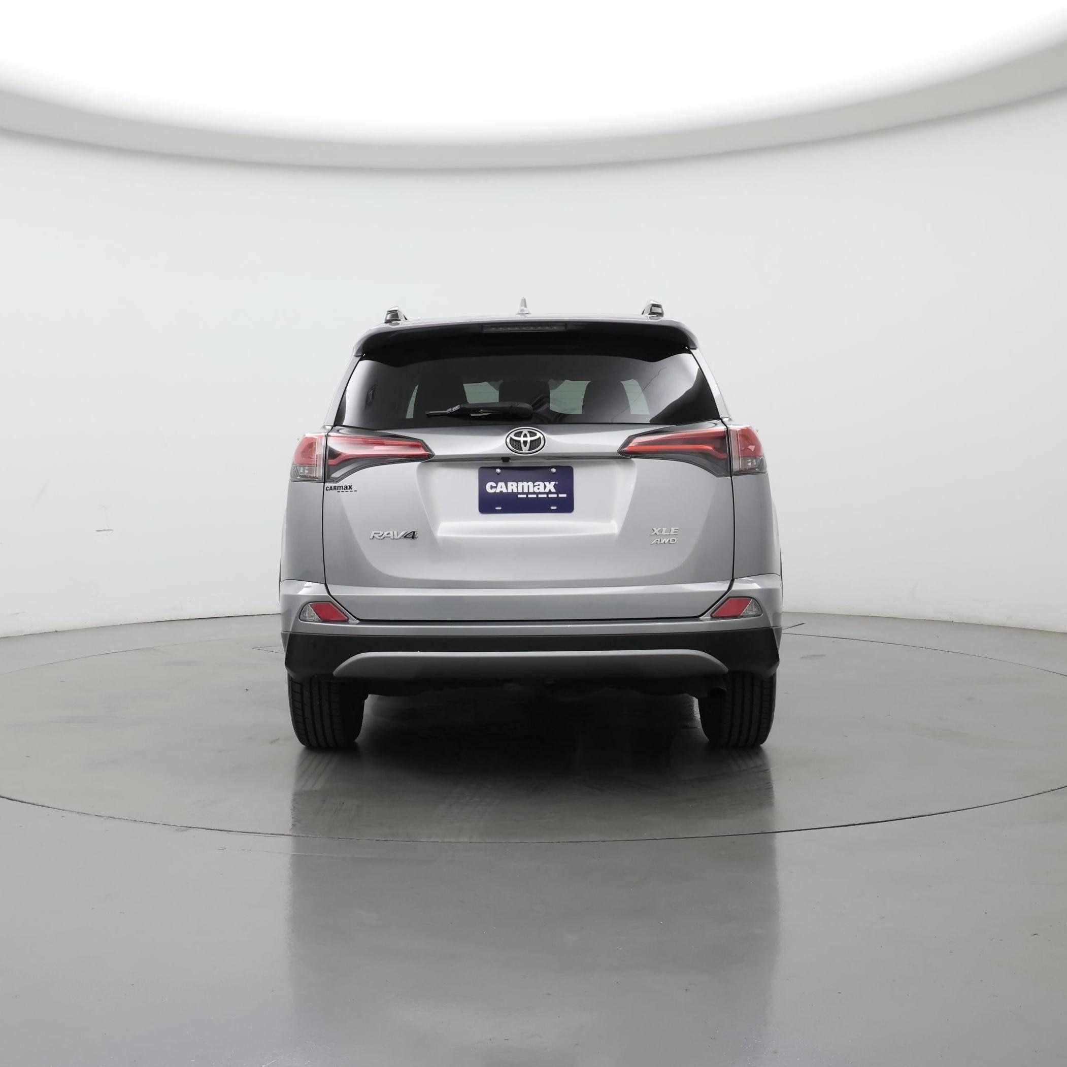 Thumbnail: 2017 Toyota RAV4 - 6