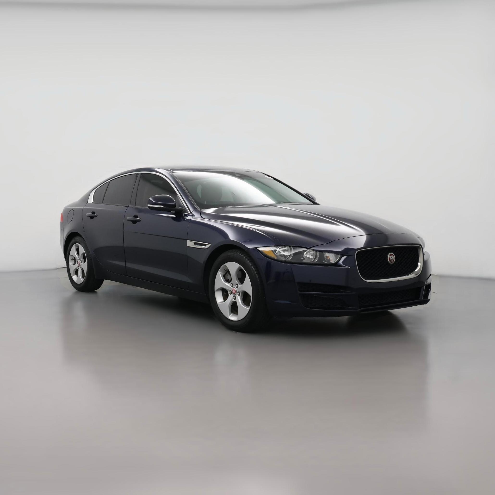 Thumbnail: 2017 Jaguar XE - 1