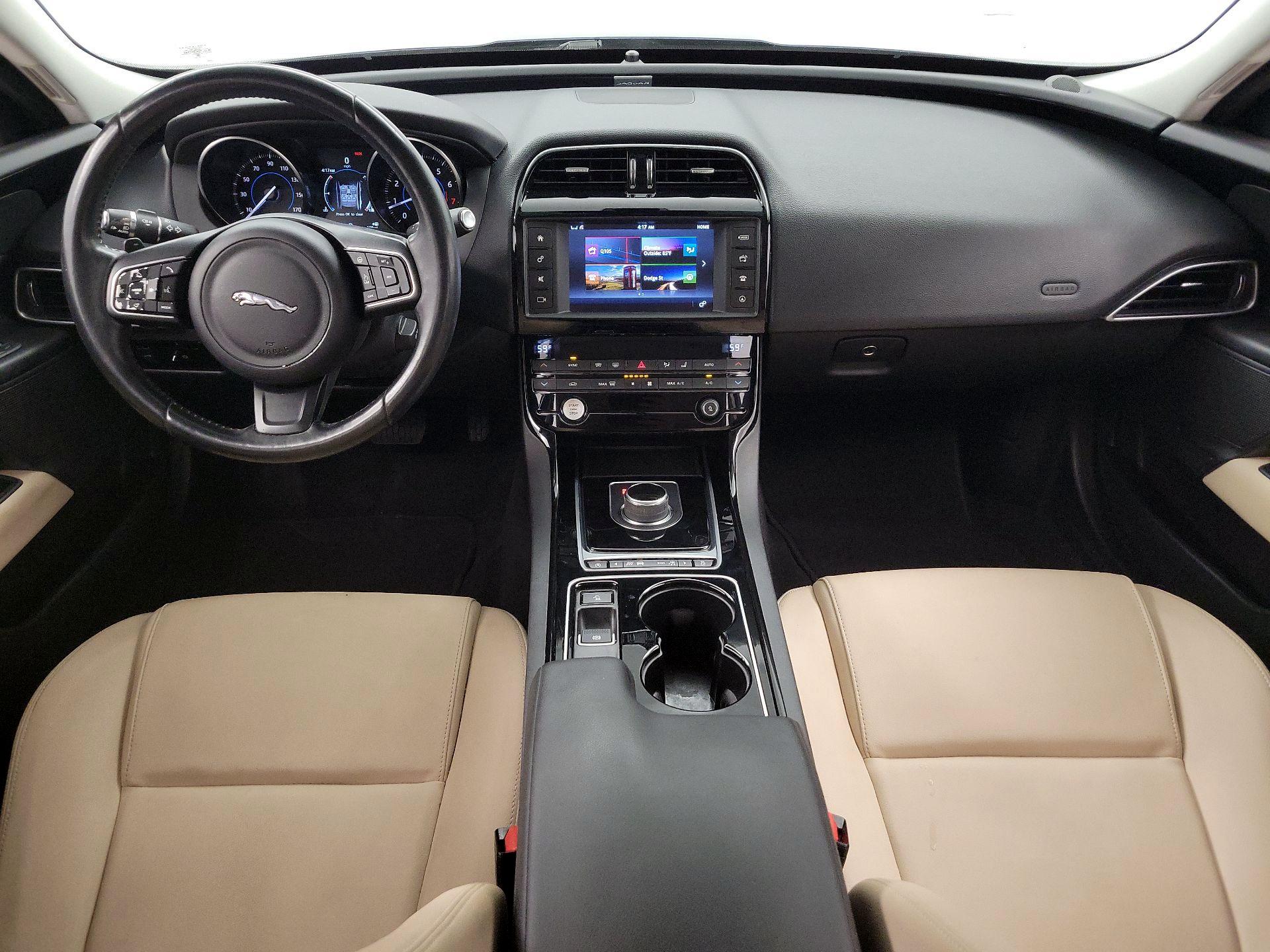 Thumbnail: 2017 Jaguar XE - 9