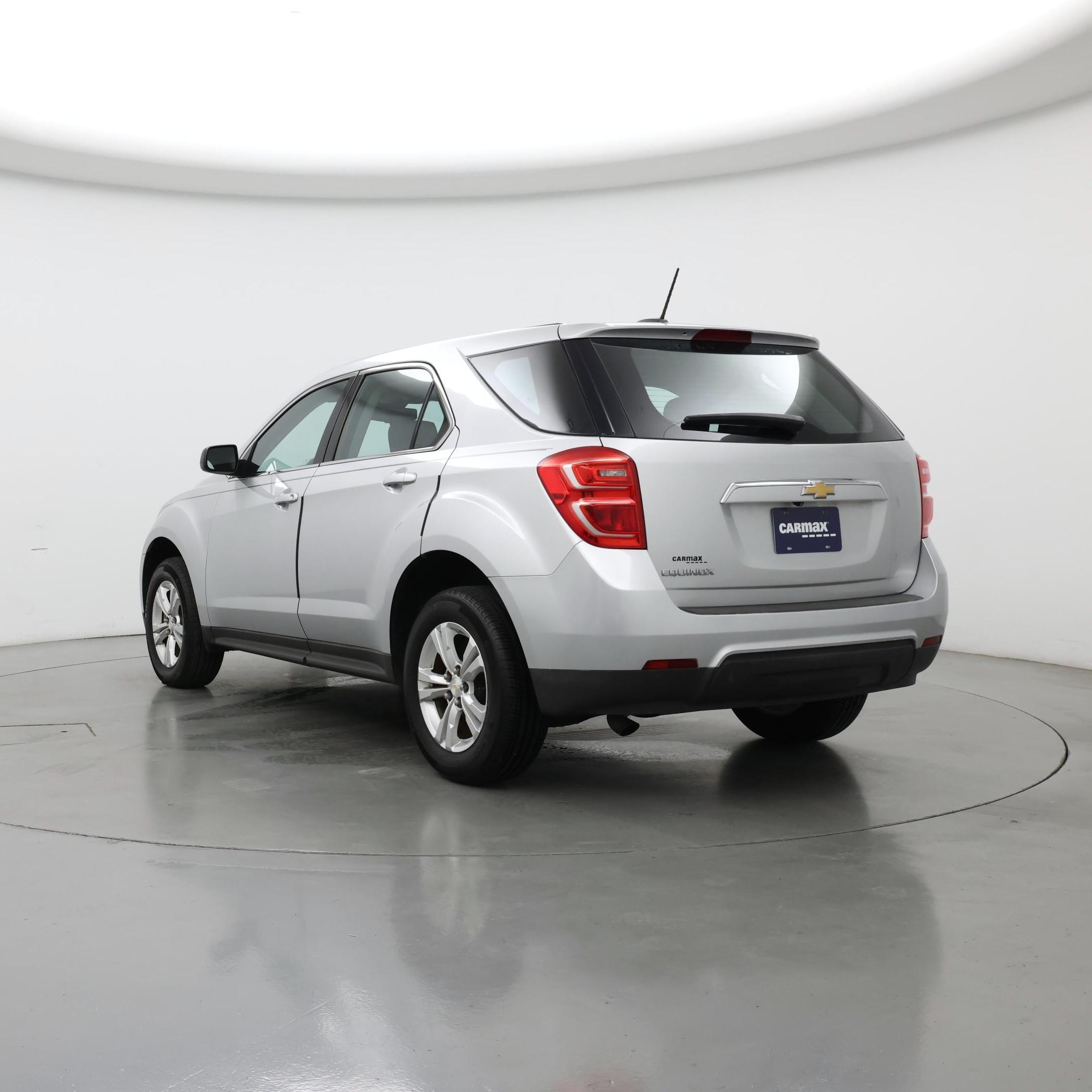 Thumbnail: 2017 Chevrolet Equinox - 2