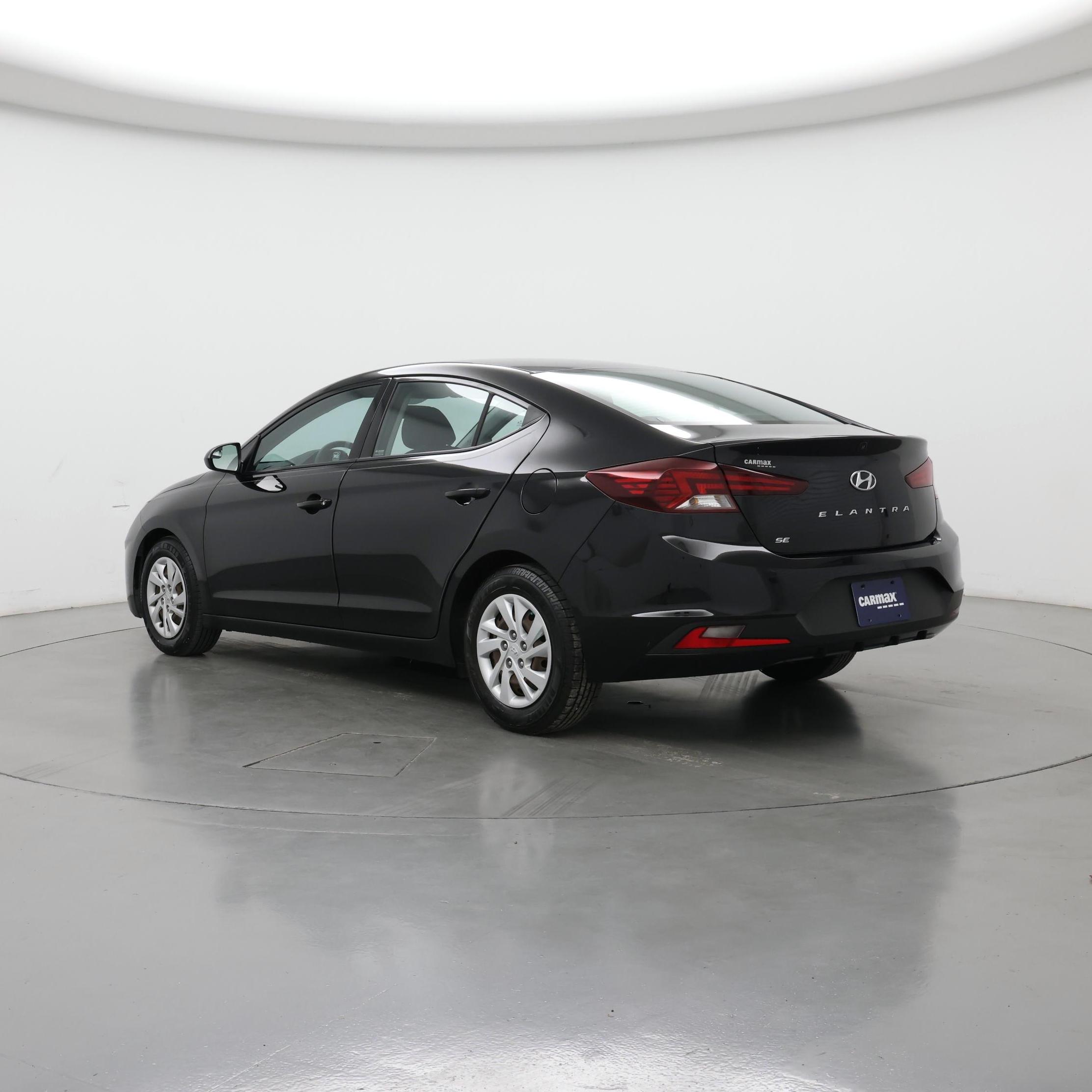 Thumbnail: 2019 Hyundai Elantra - 2
