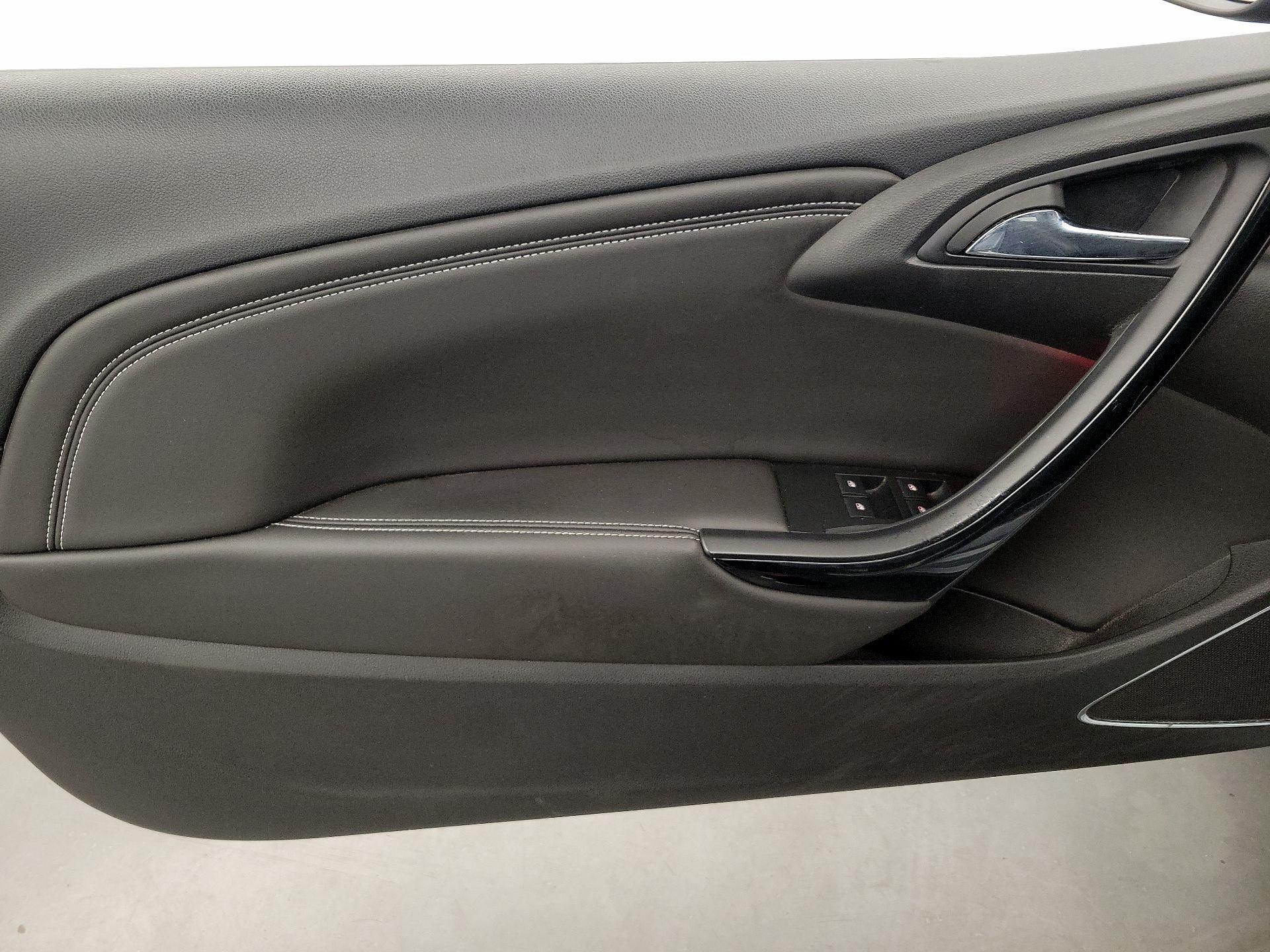 Thumbnail: 2018 Buick Cascada - 12