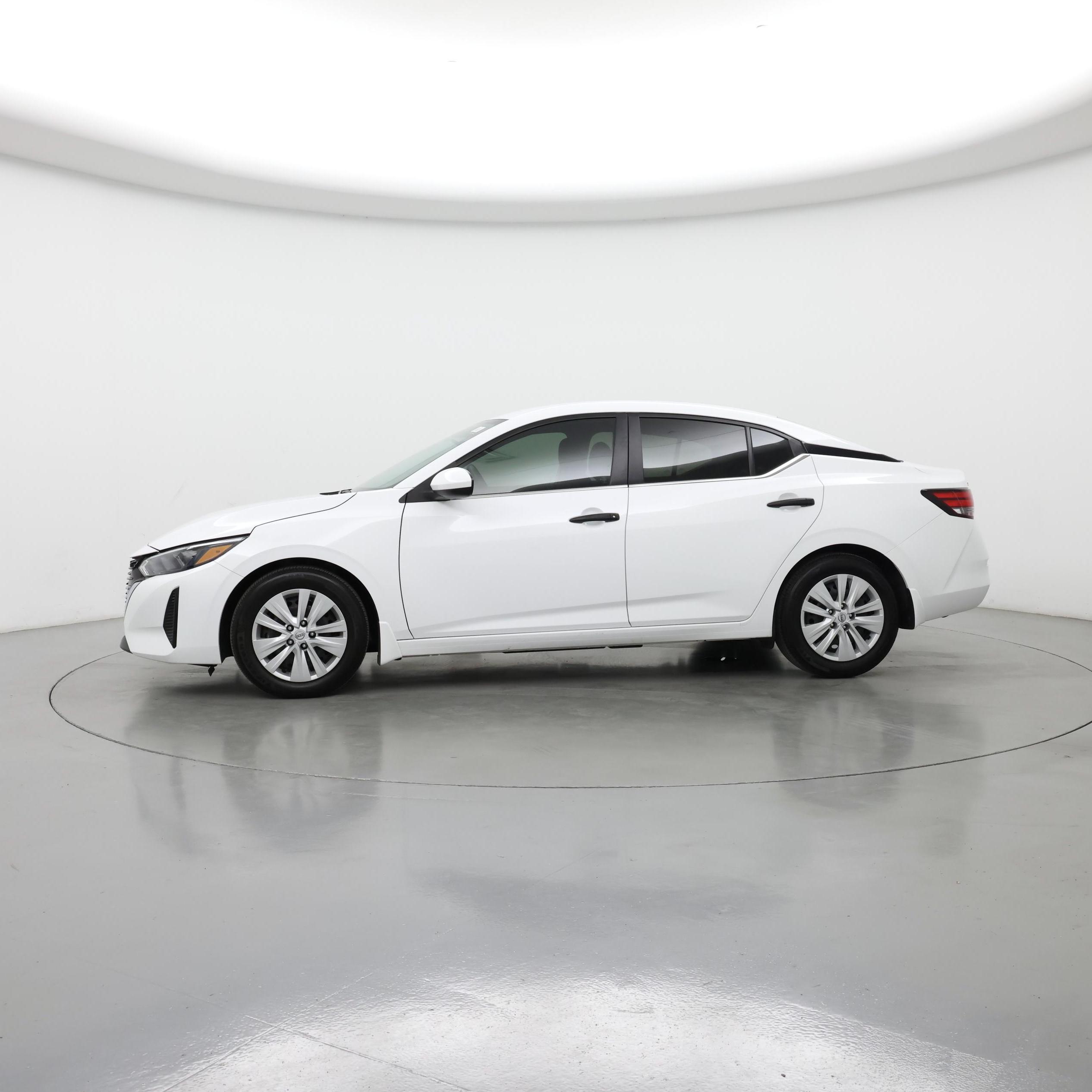 Thumbnail: 2024 Nissan Sentra - 3