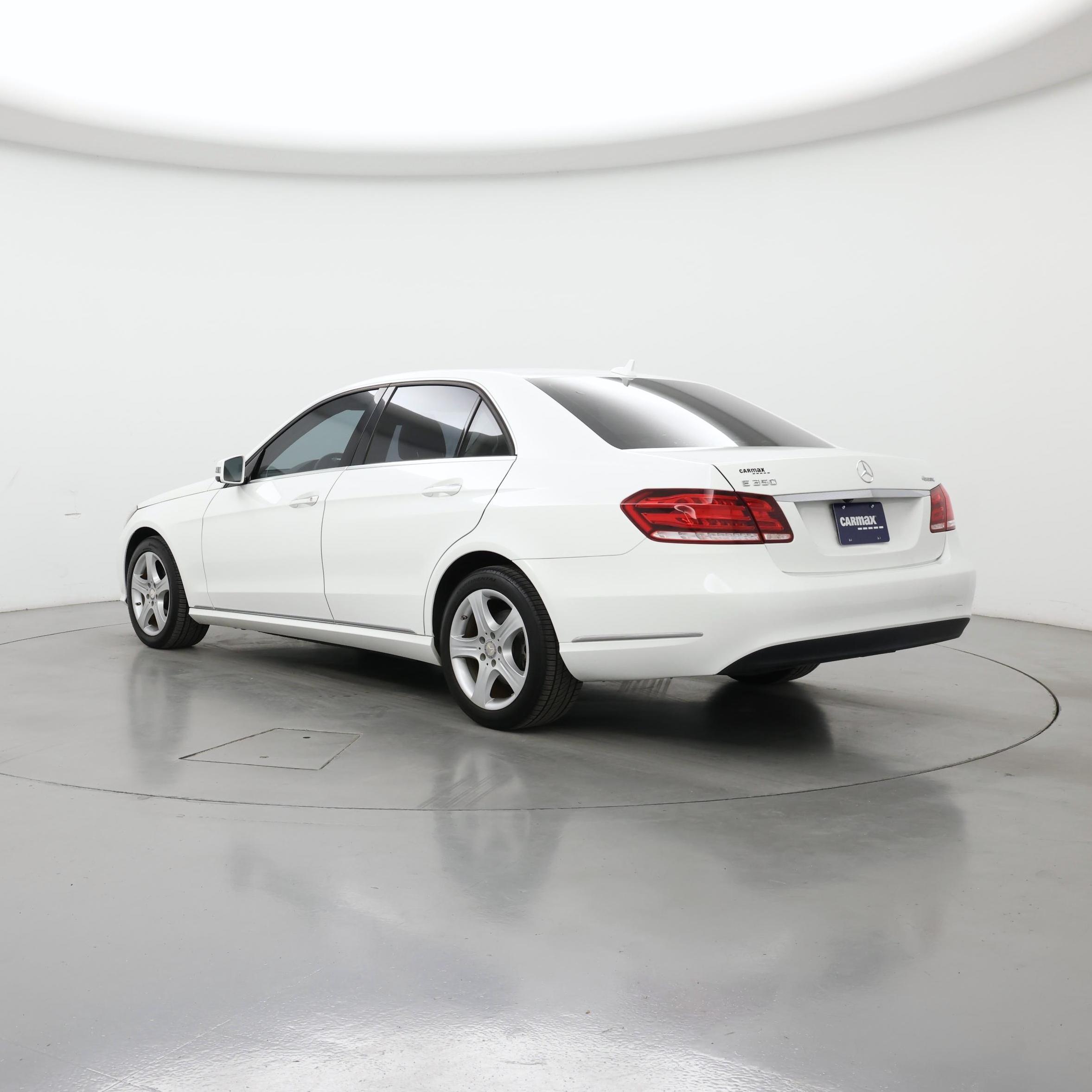 Thumbnail: 2014 Mercedes-Benz E-Class - 2