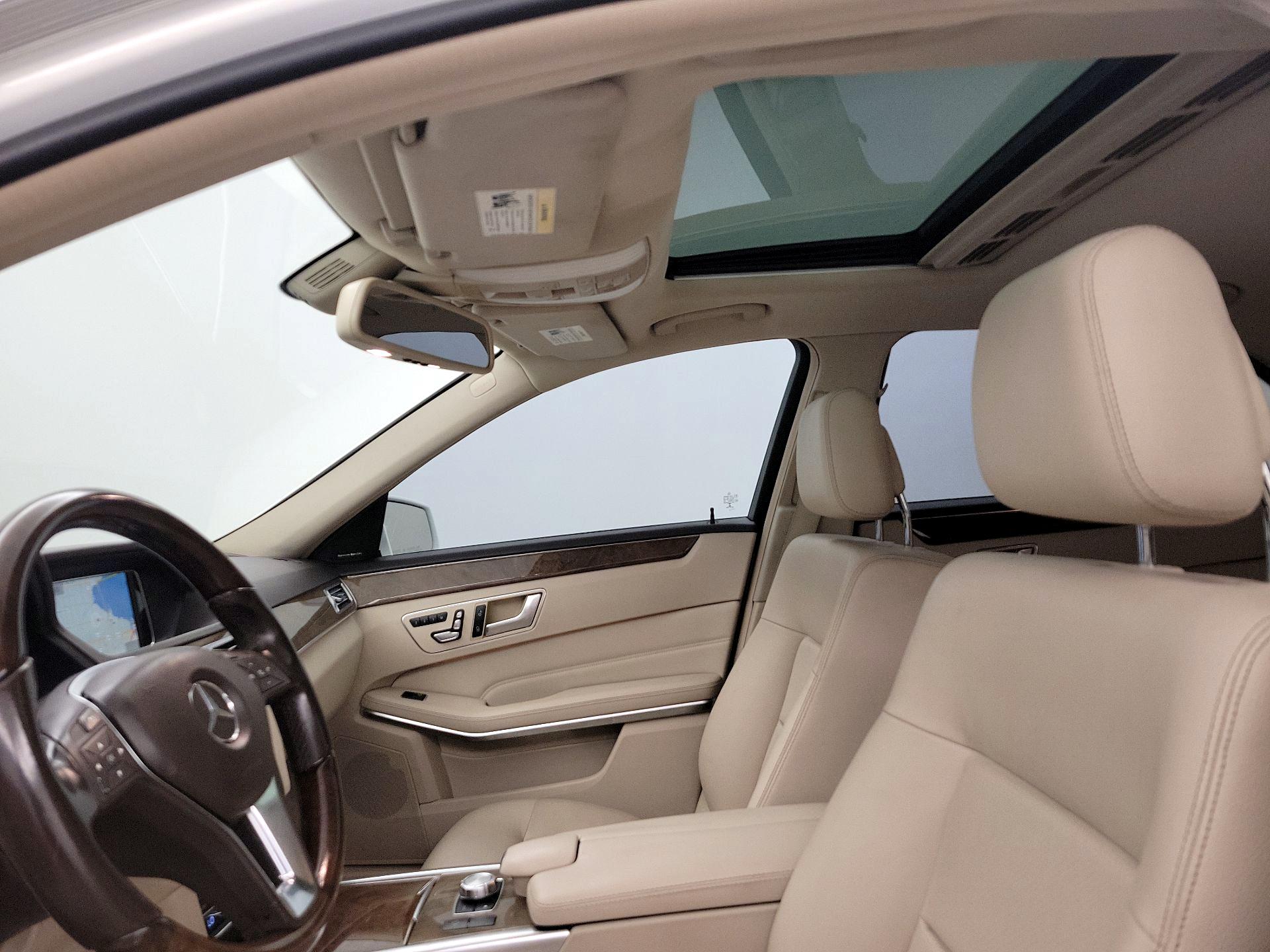 Thumbnail: 2014 Mercedes-Benz E-Class - 20