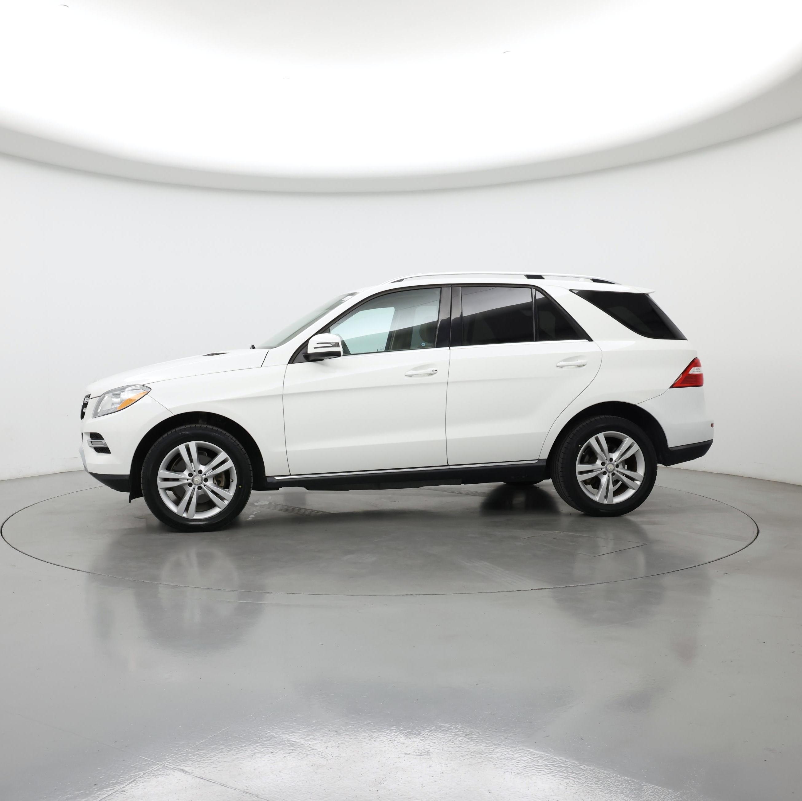 Thumbnail: 2015 Mercedes-Benz M-Class - 3