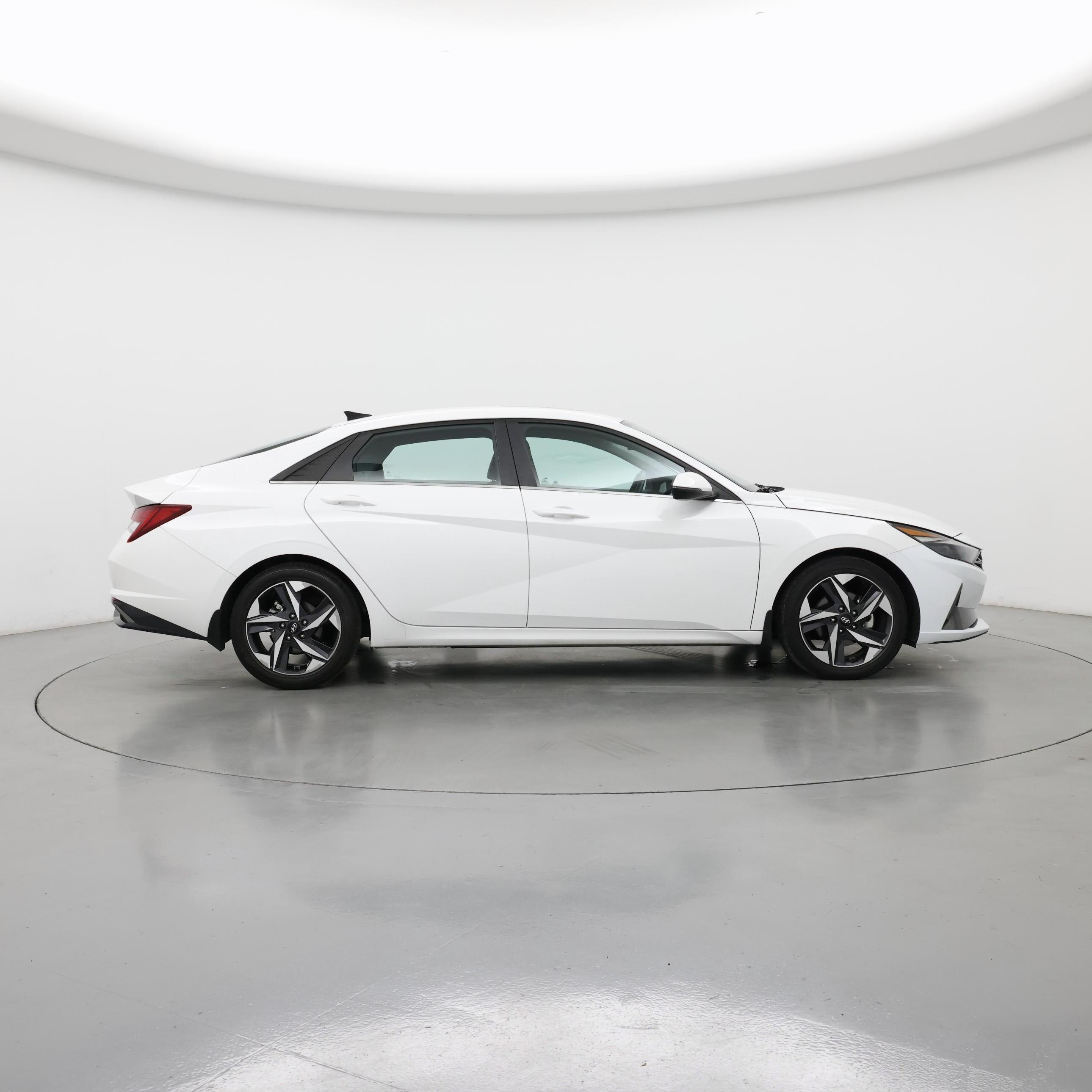 Thumbnail: 2023 Hyundai Elantra - 7