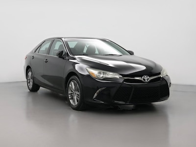 Black 2017 Toyota Camry SE