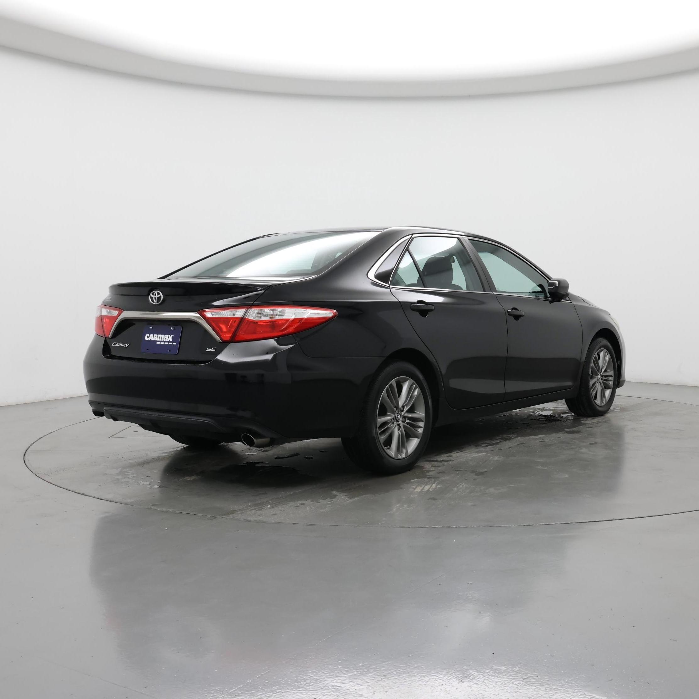 Thumbnail: 2017 Toyota Camry - 8