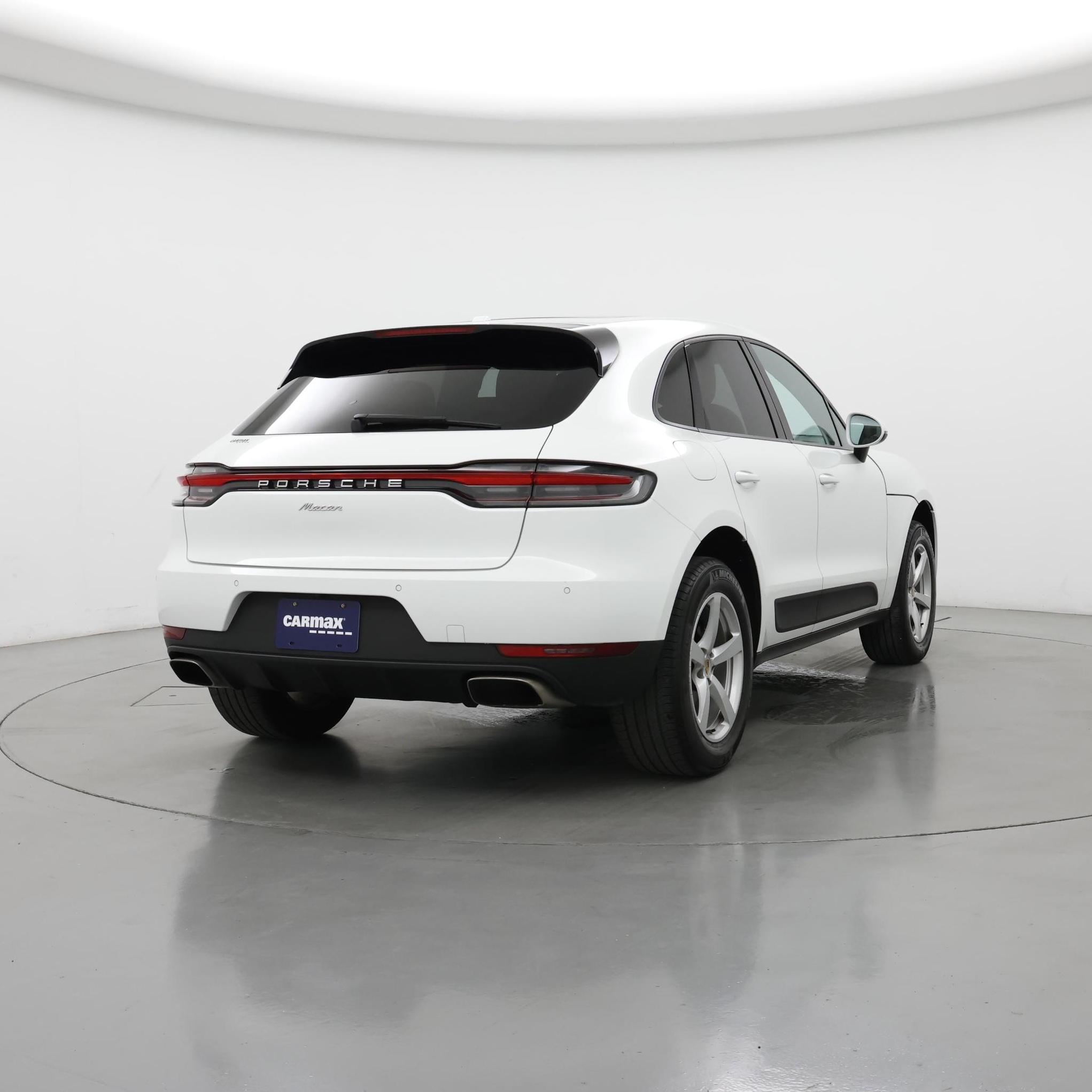 Thumbnail: 2021 Porsche Macan - 8