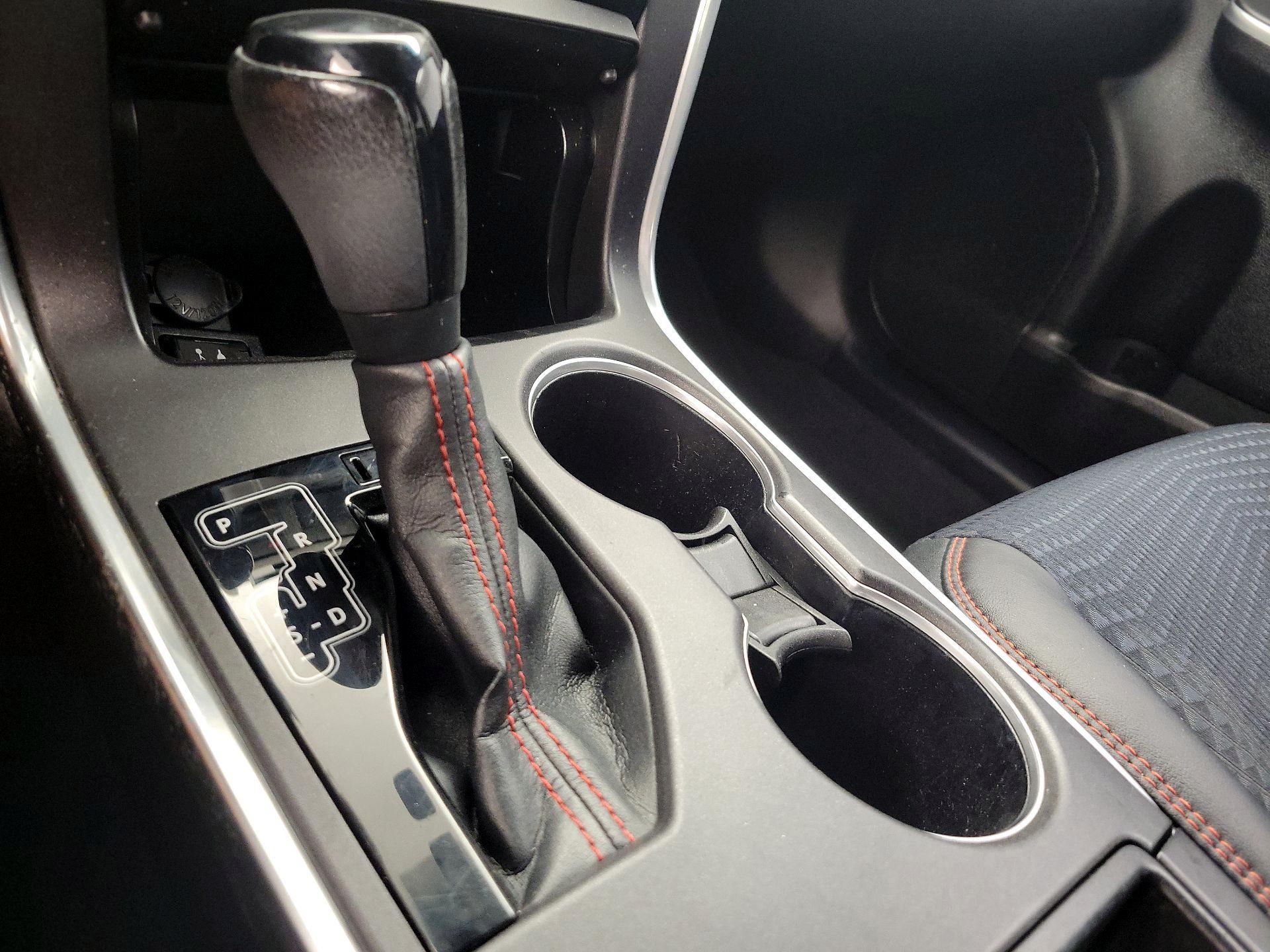 Thumbnail: 2015 Toyota Camry - 17
