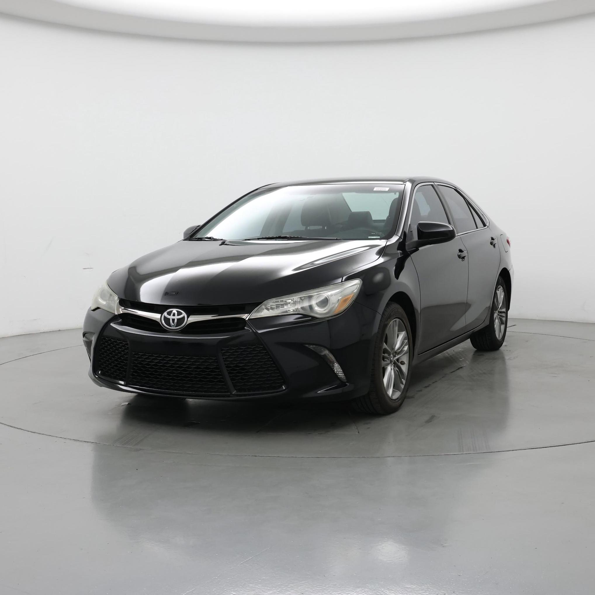 Thumbnail: 2015 Toyota Camry - 4
