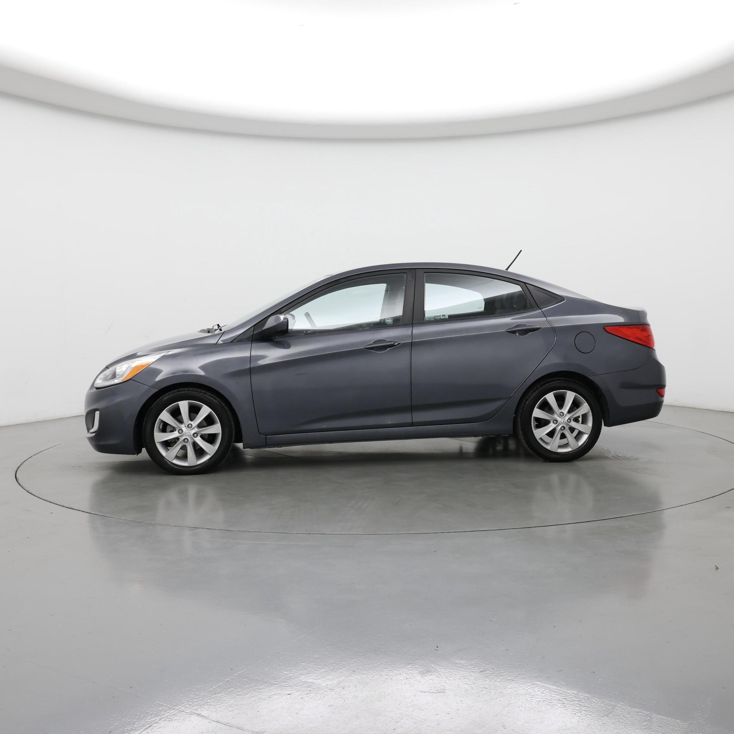 Thumbnail: 2014 Hyundai Accent - 3