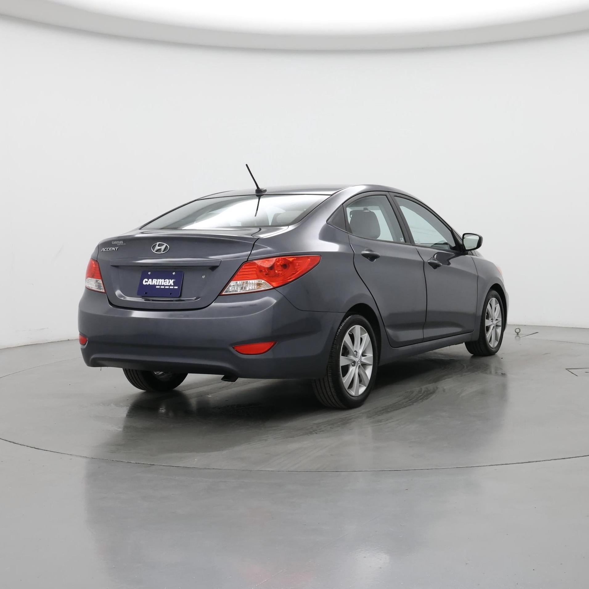 Thumbnail: 2014 Hyundai Accent - 8