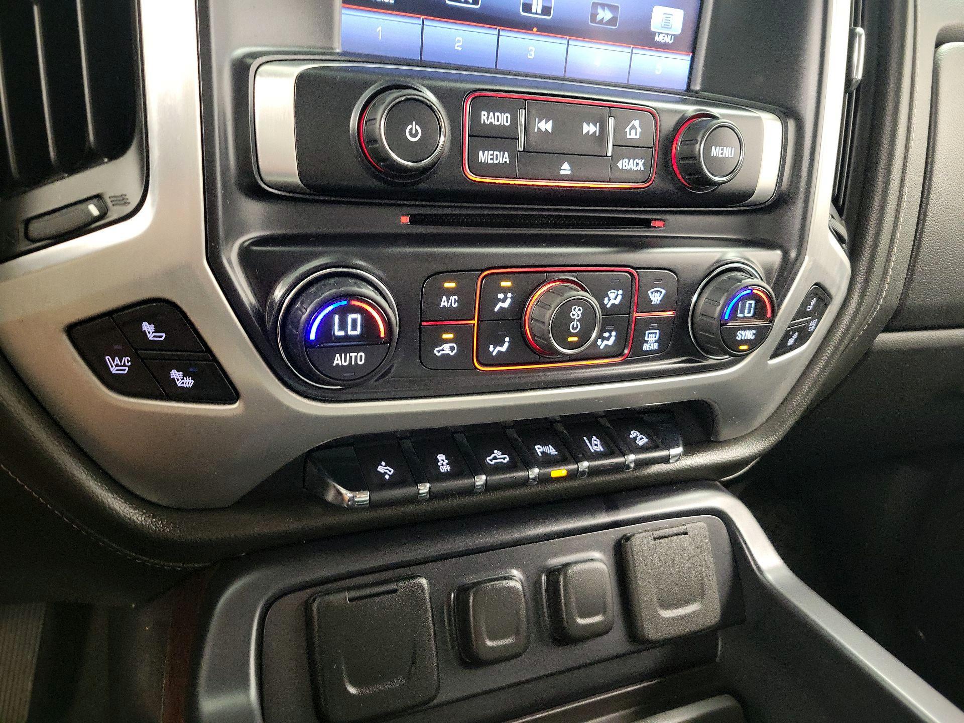 Thumbnail: 2015 GMC Sierra 1500 - 17