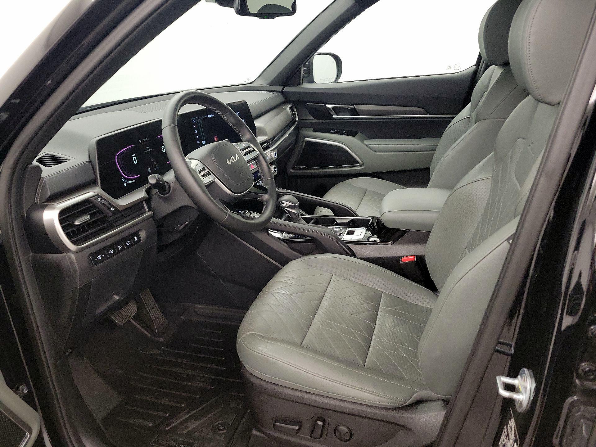 Thumbnail: 2023 Kia Telluride - 11