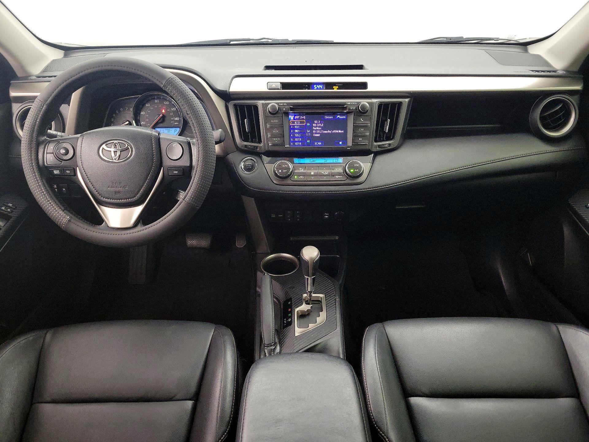 Thumbnail: 2013 Toyota RAV4 - 9
