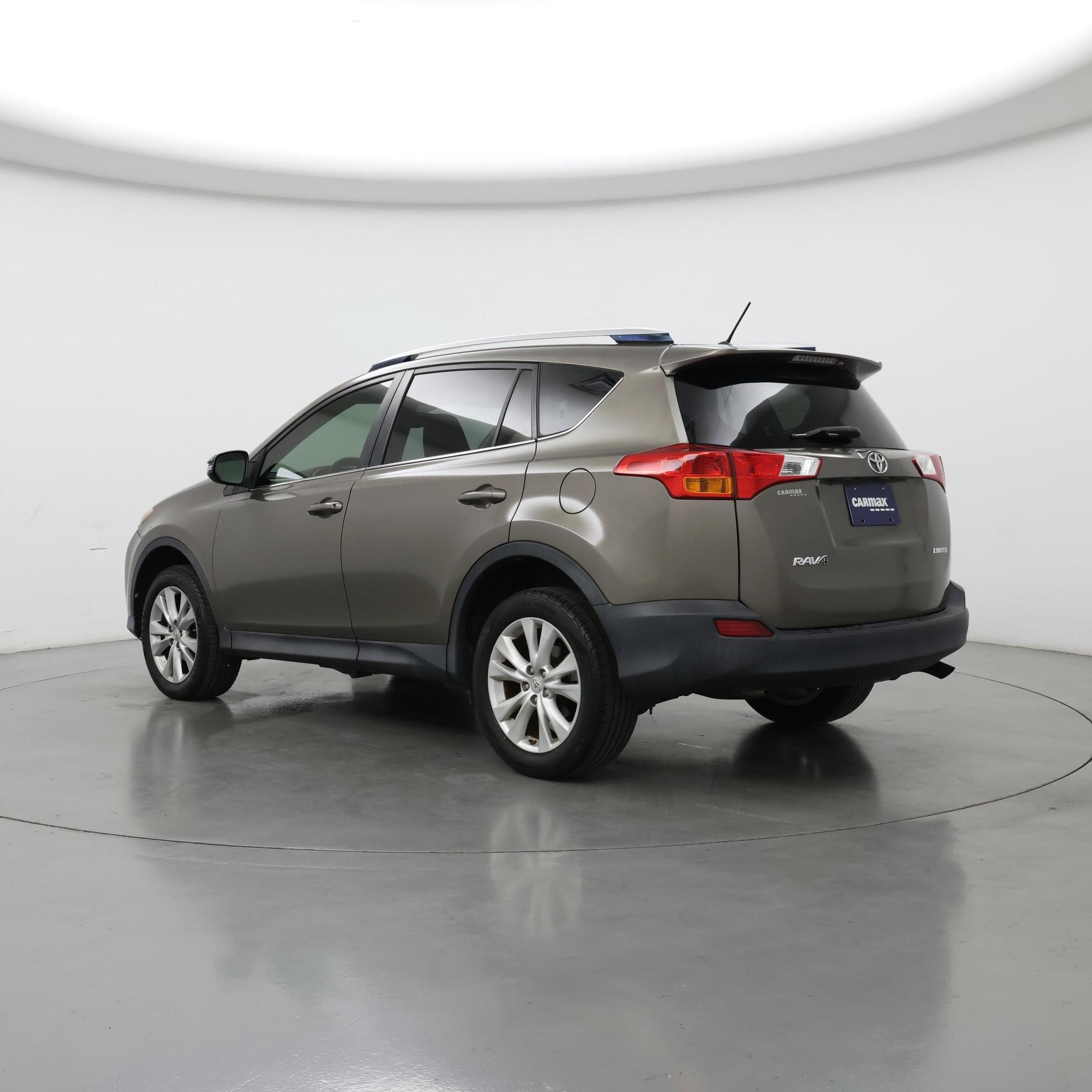 Thumbnail: 2013 Toyota RAV4 - 2