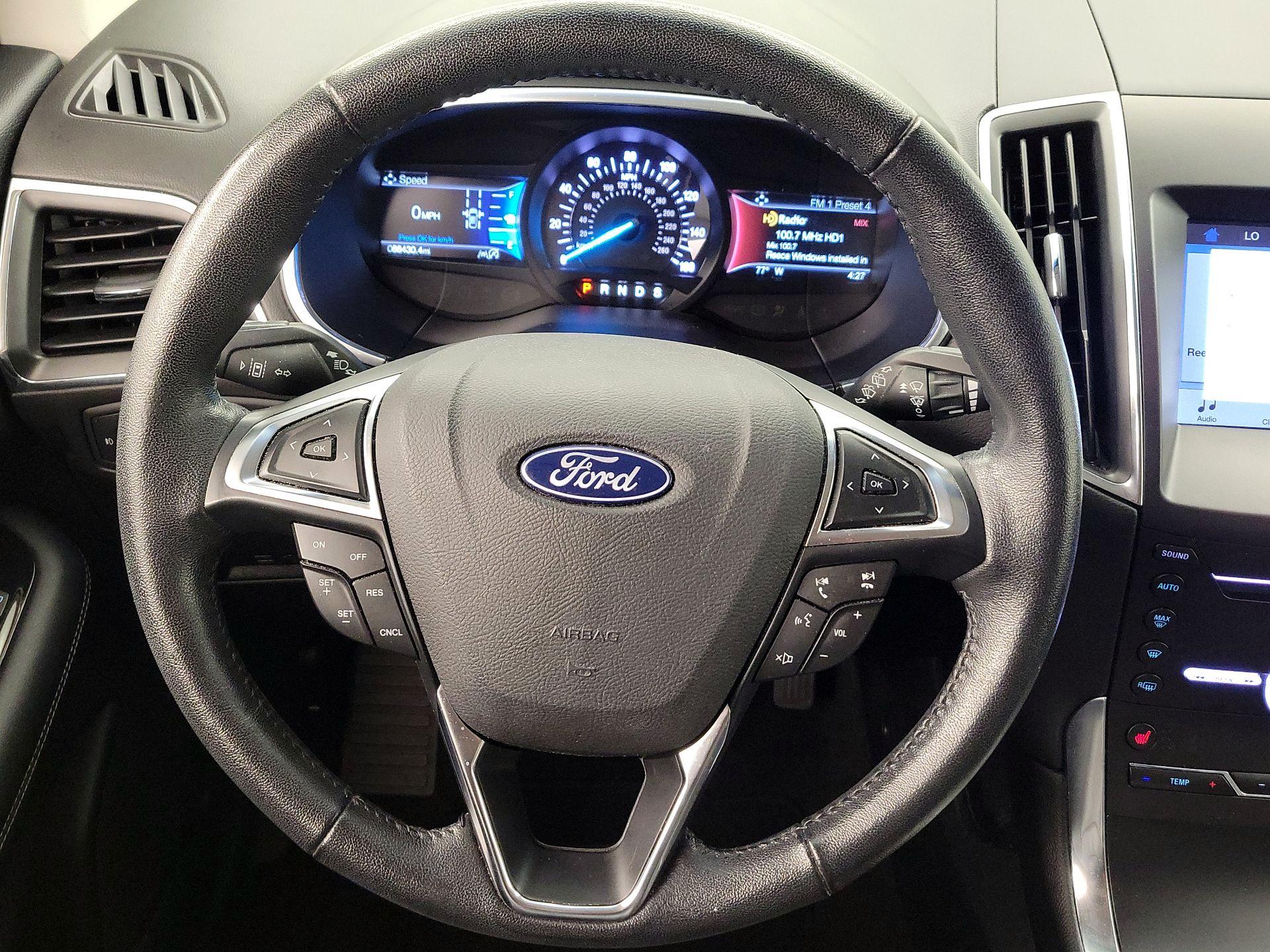 Thumbnail: 2019 Ford Edge - 10