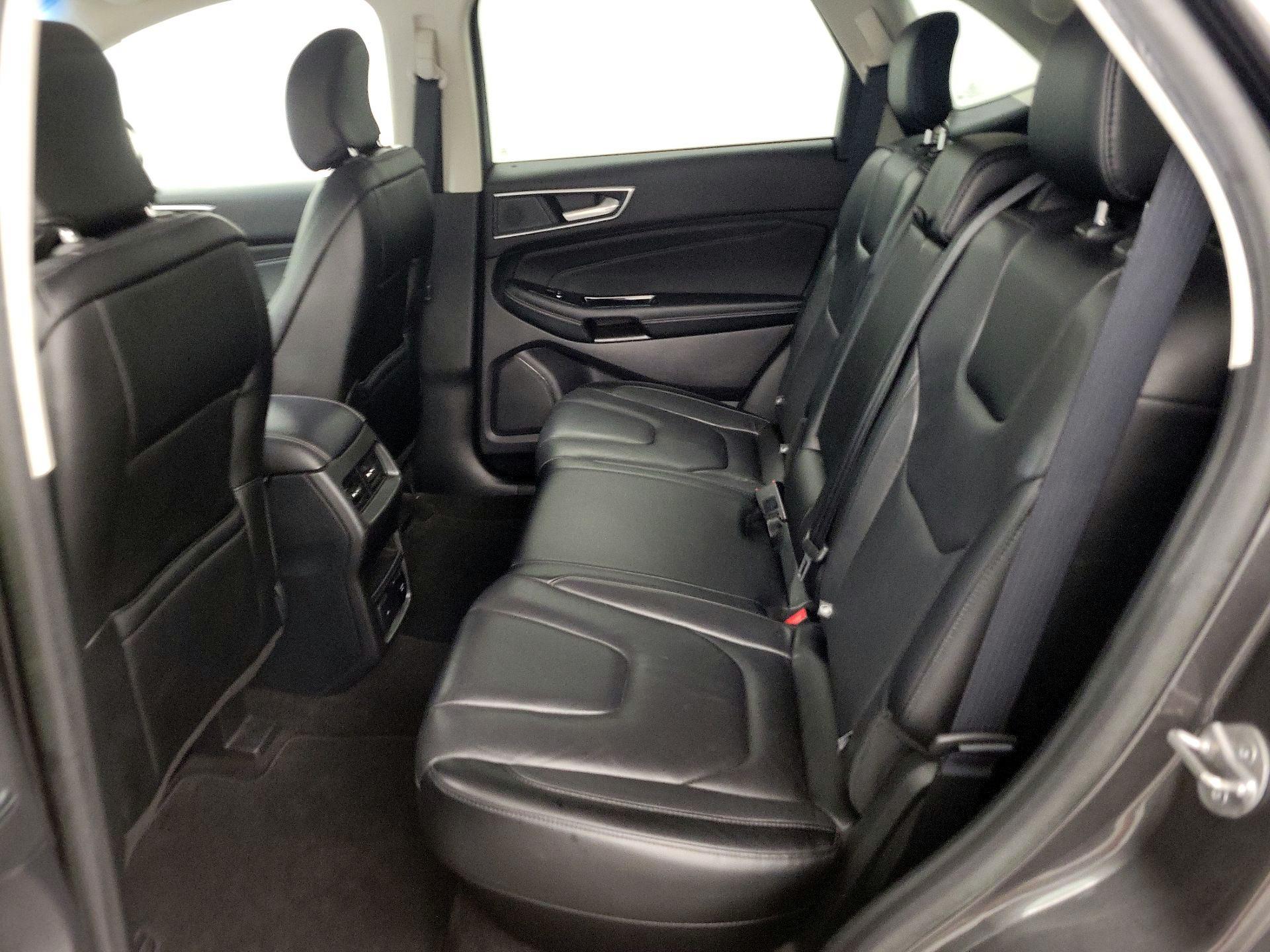 Thumbnail: 2019 Ford Edge - 19