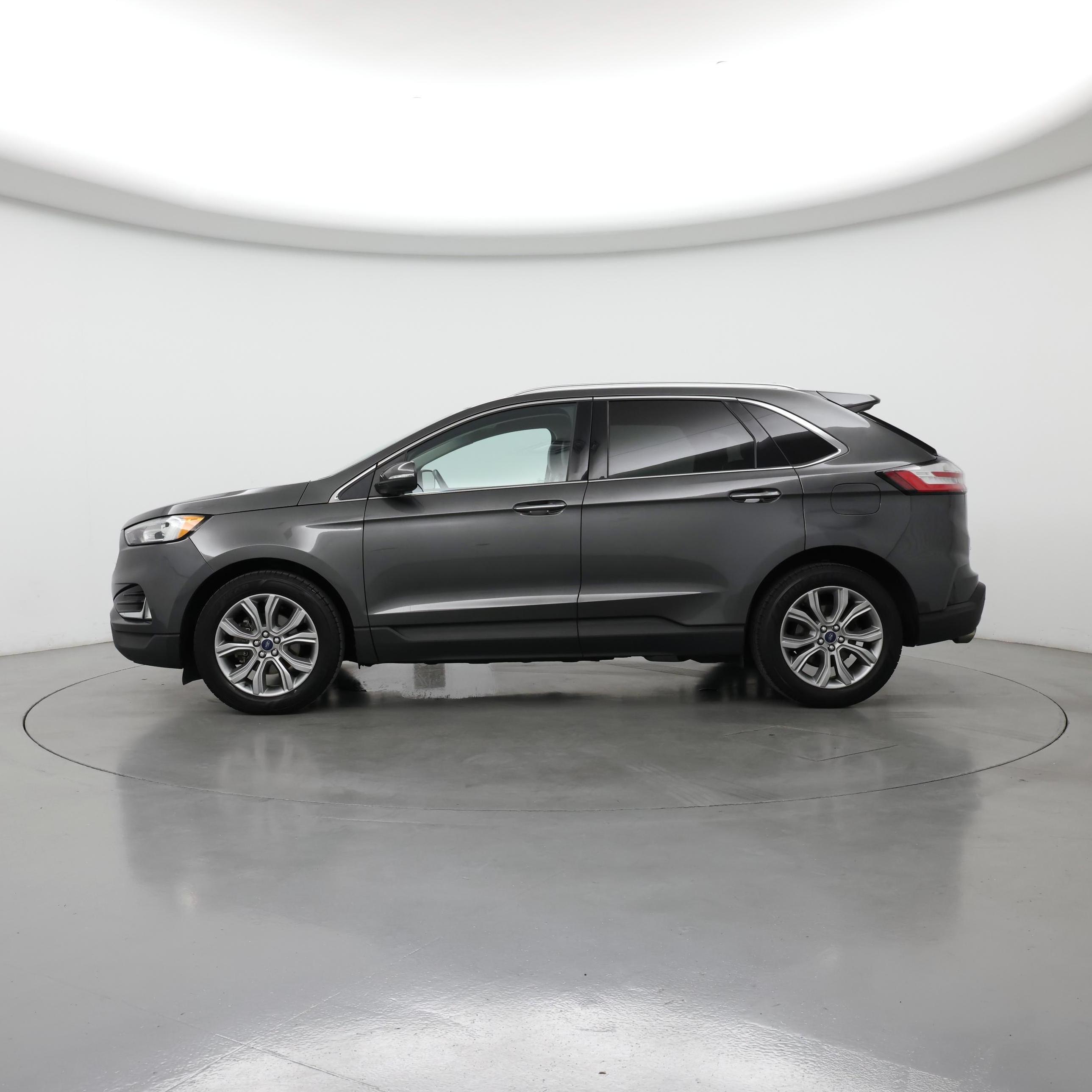 Thumbnail: 2019 Ford Edge - 3