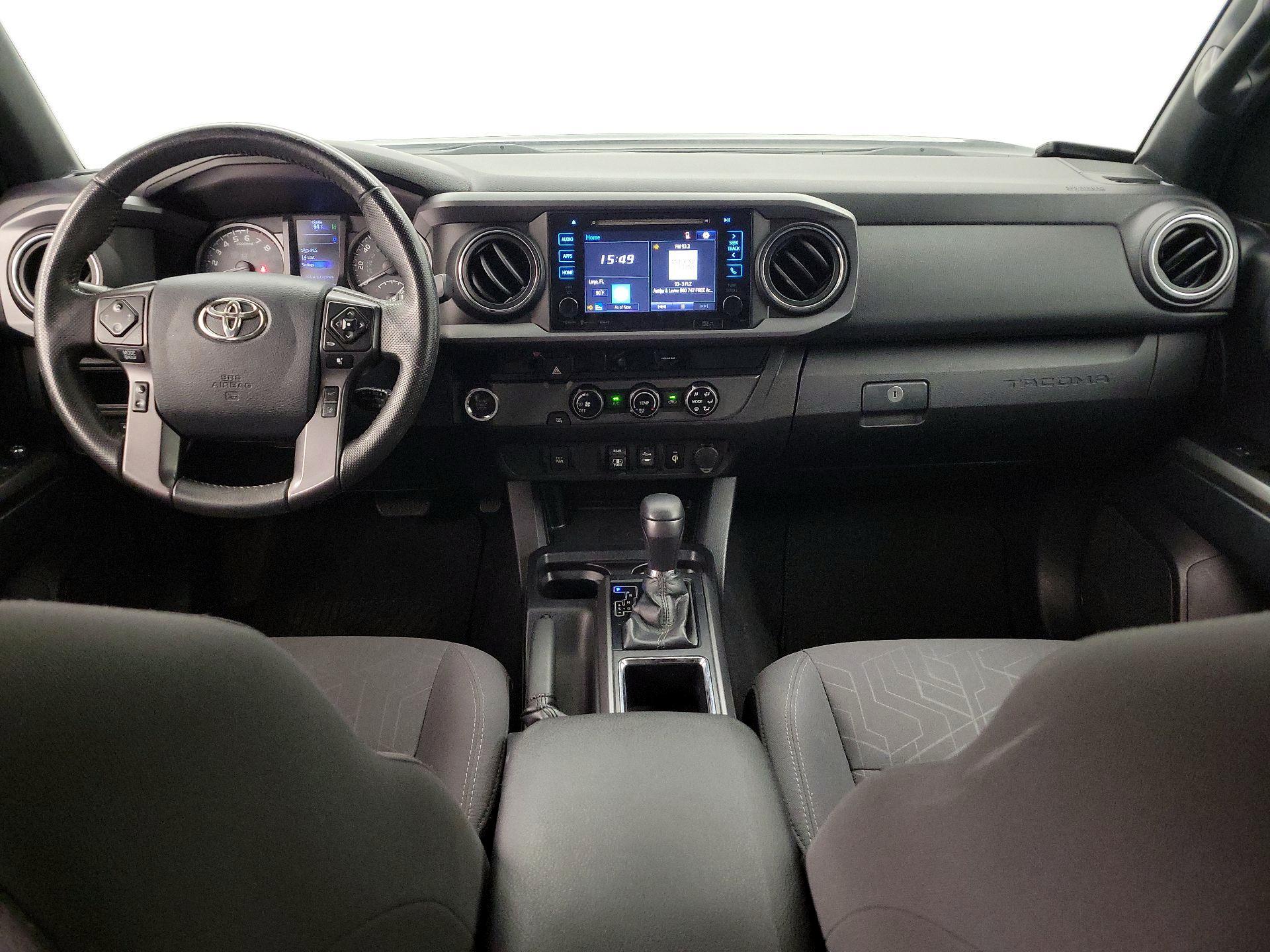 Thumbnail: 2018 Toyota Tacoma - 9