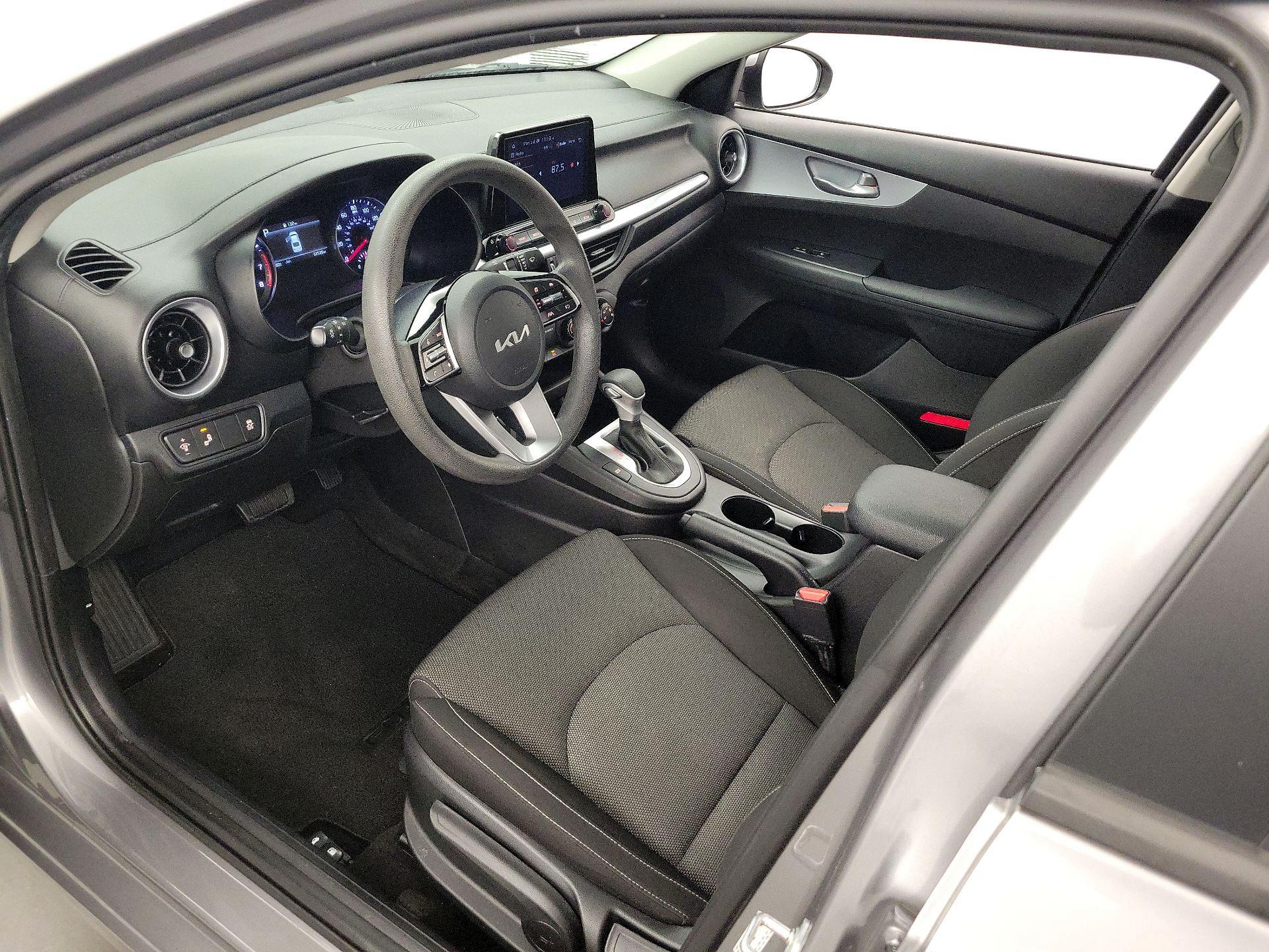 Thumbnail: 2023 Kia Forte - 11