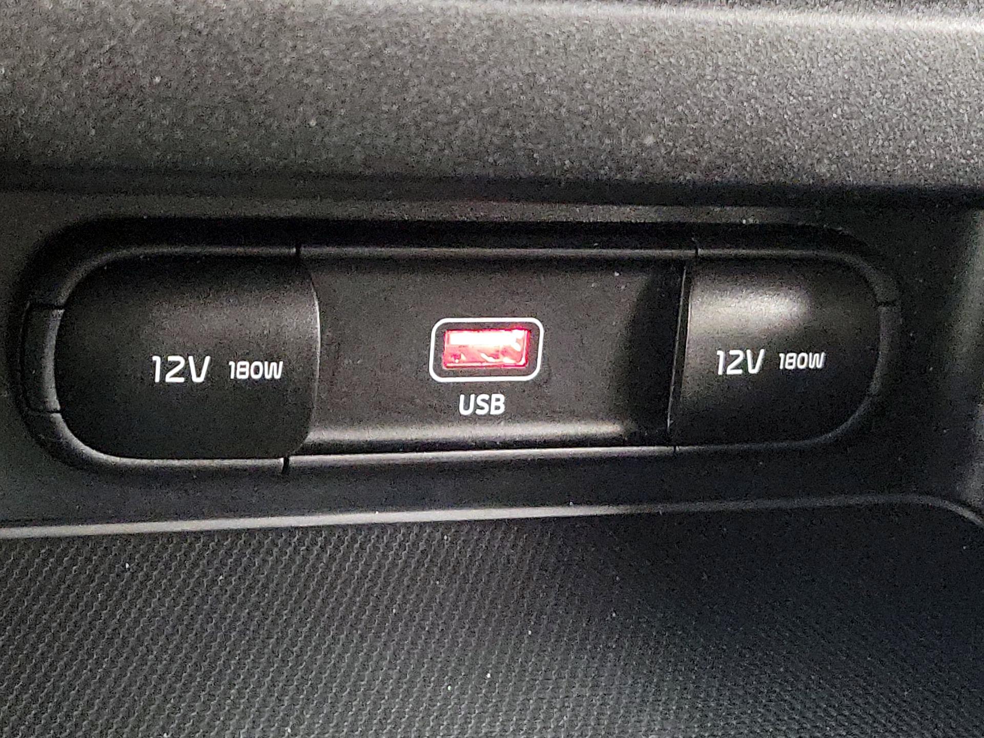 Thumbnail: 2023 Kia Forte - 18