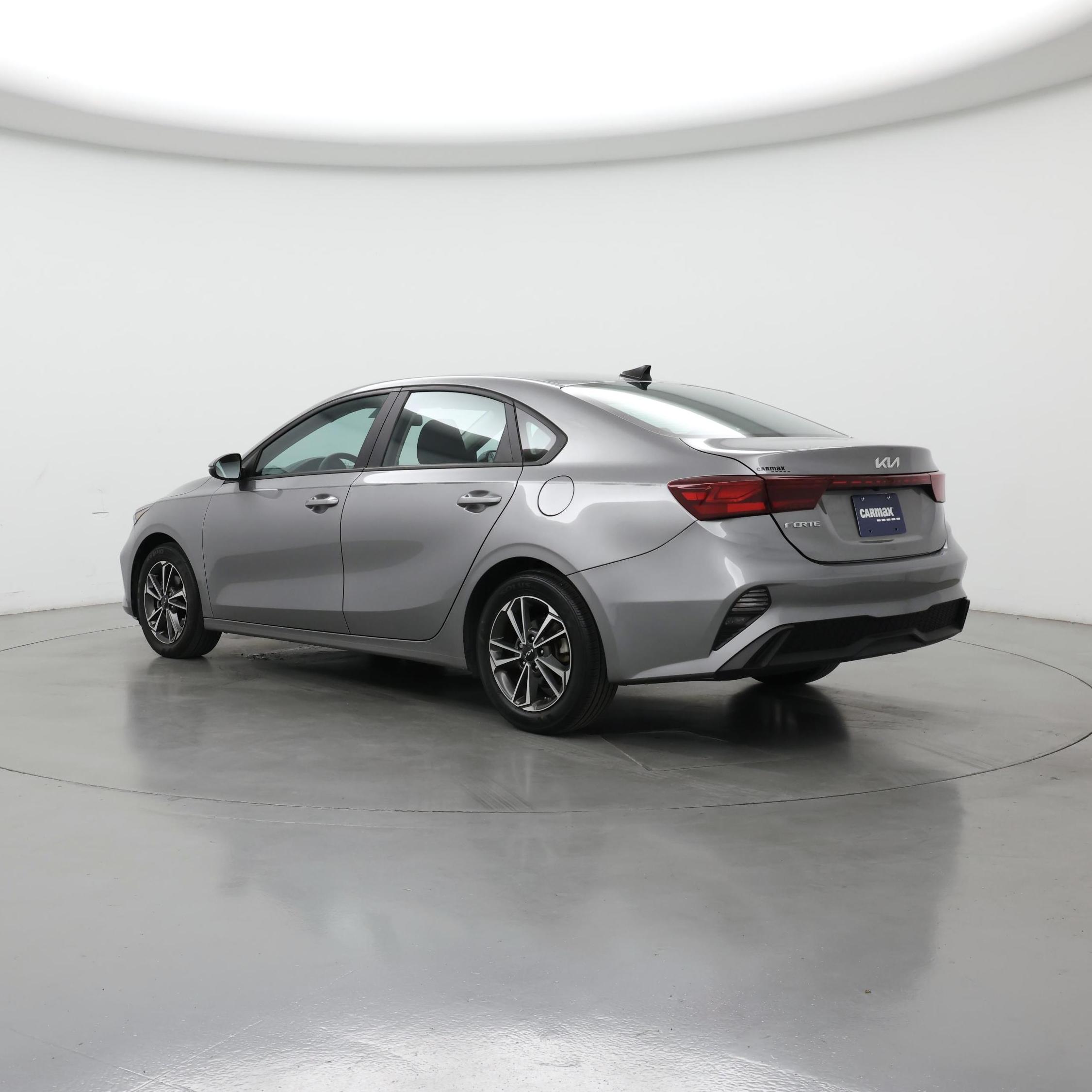 Thumbnail: 2023 Kia Forte - 2
