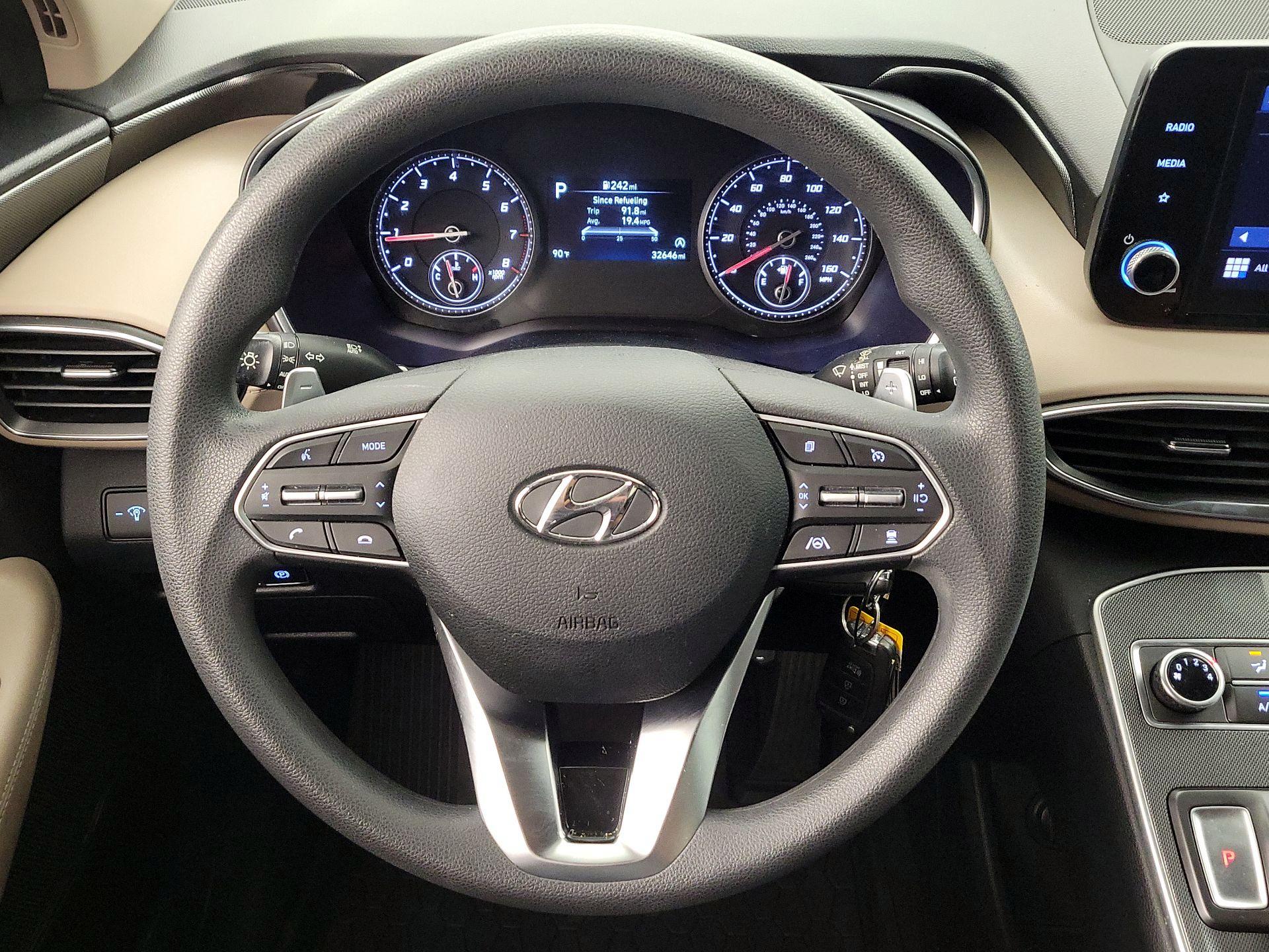 Thumbnail: 2022 Hyundai Santa Fe - 10