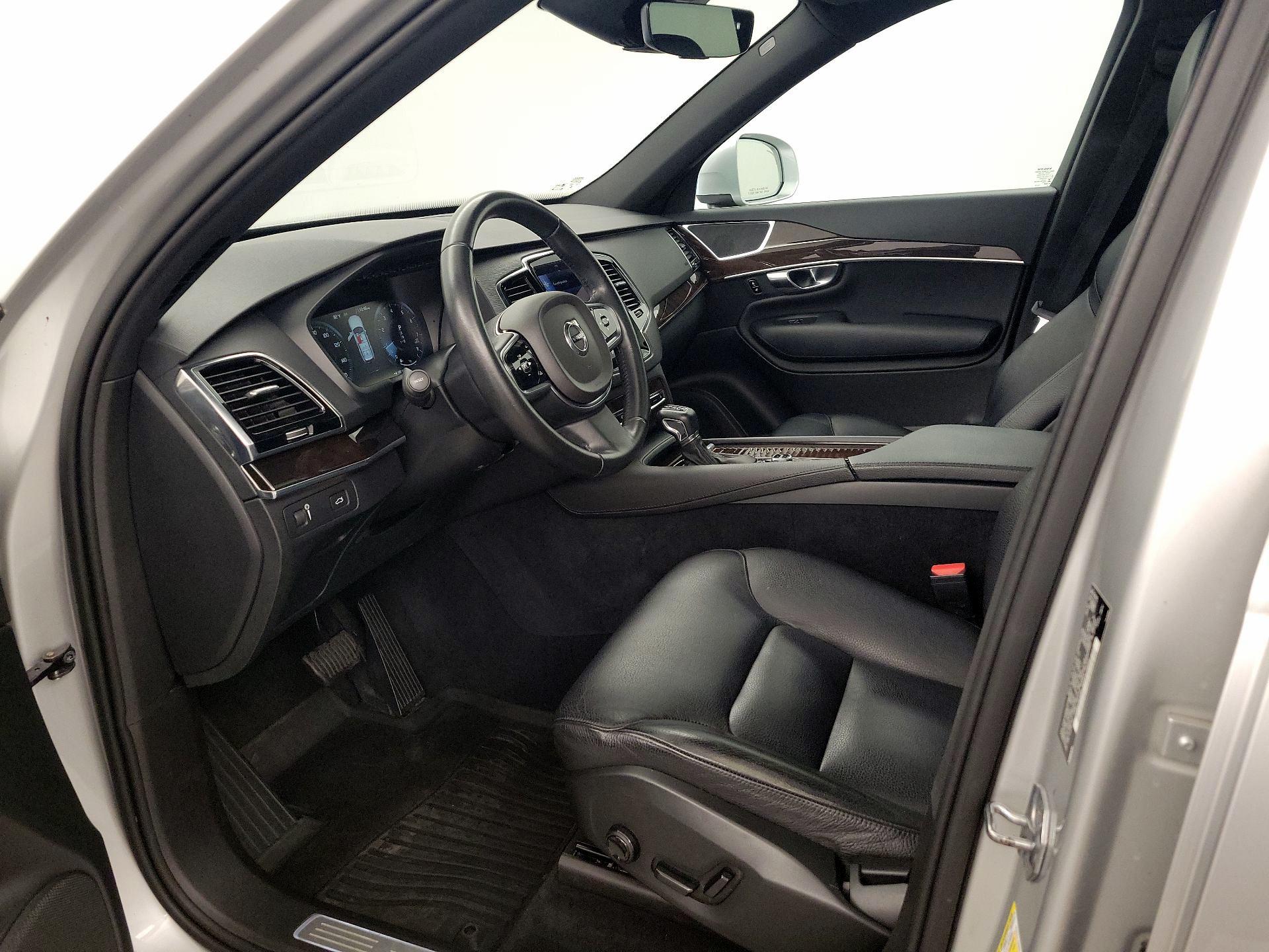 Thumbnail: 2016 Volvo XC90 - 11