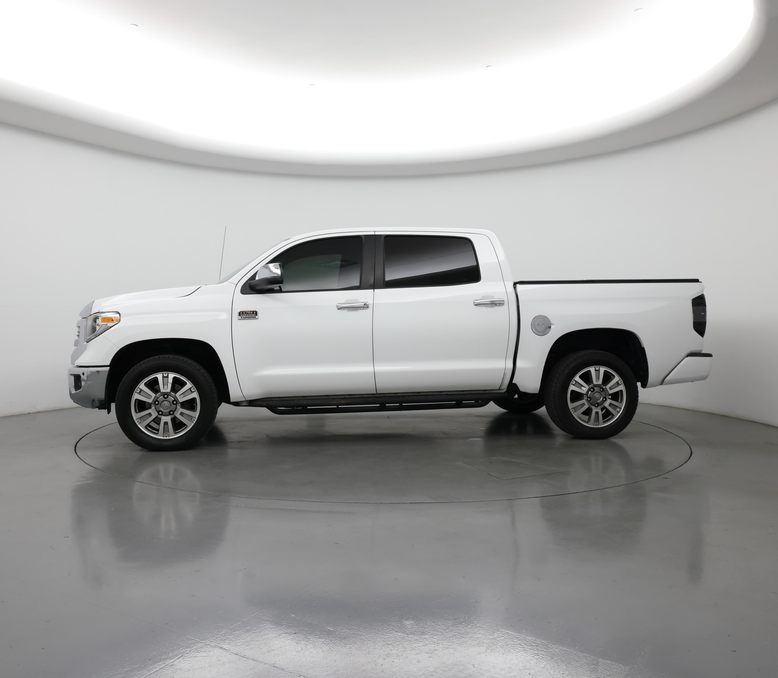 Thumbnail: 2014 Toyota Tundra - 3