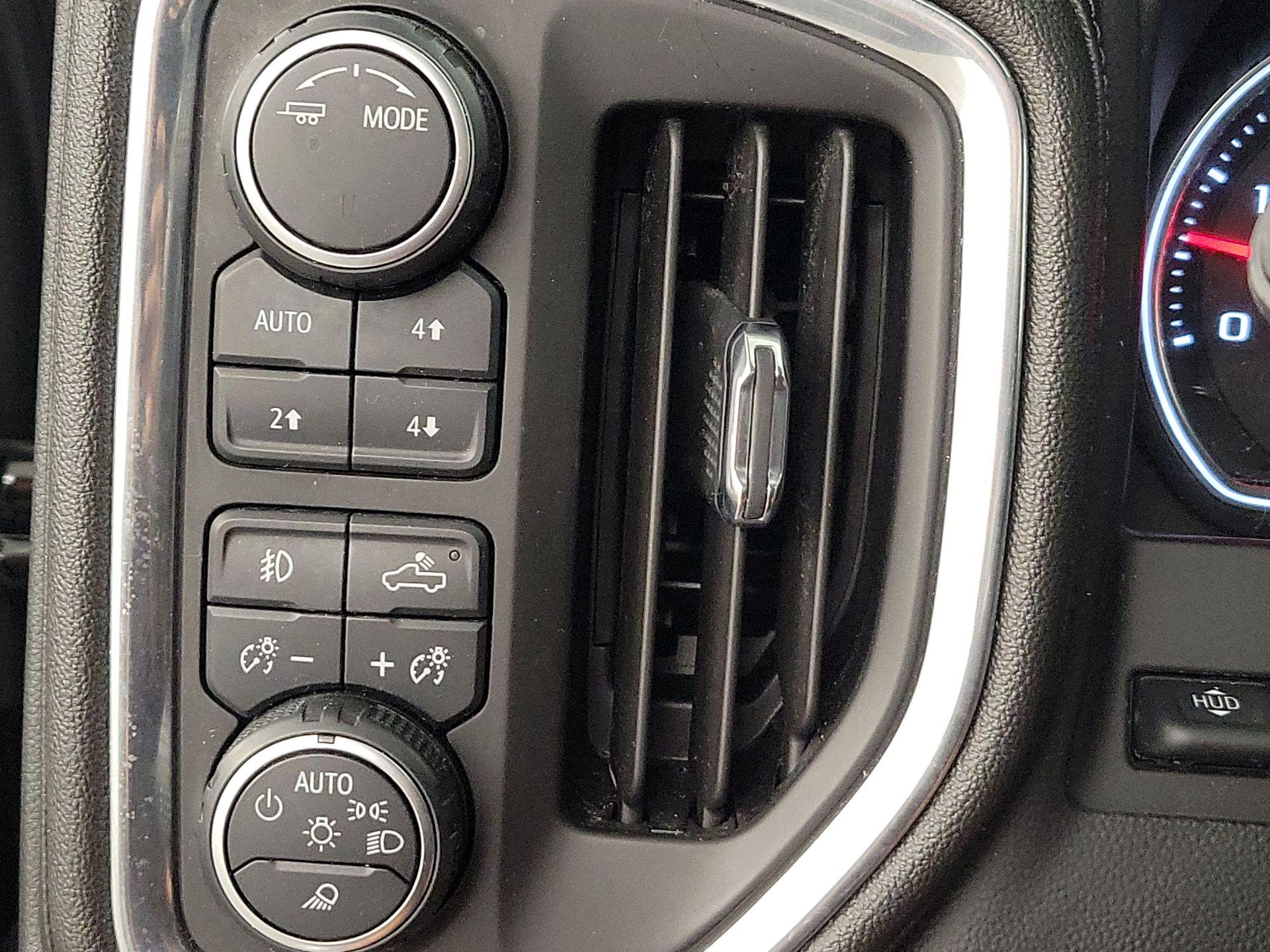 Thumbnail: 2020 Chevrolet Silverado 2500 - 13