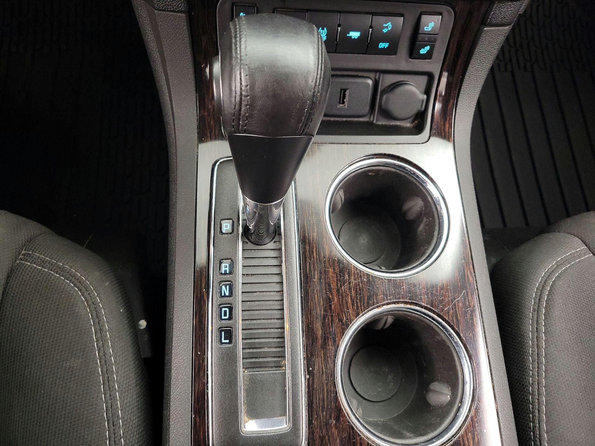 Thumbnail: 2017 Chevrolet Traverse - 18