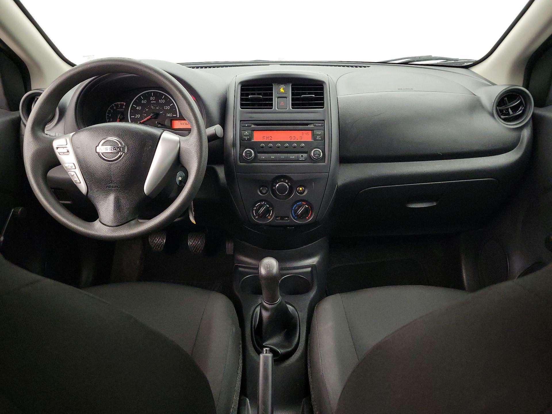 Thumbnail: 2016 Nissan Versa - 9