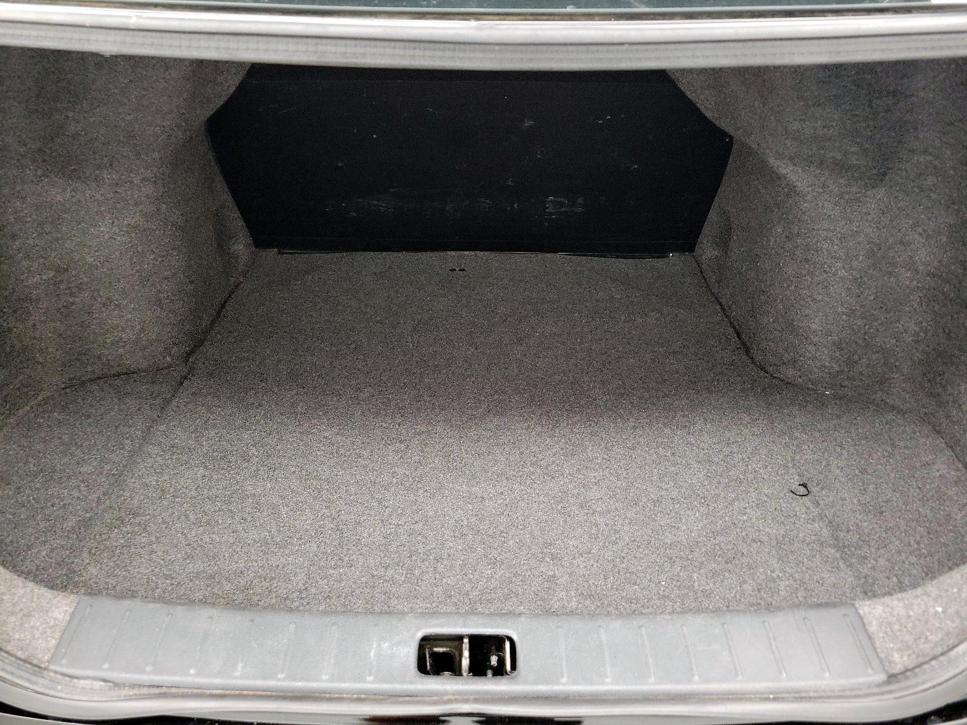 Thumbnail: 2016 Nissan Versa - 18