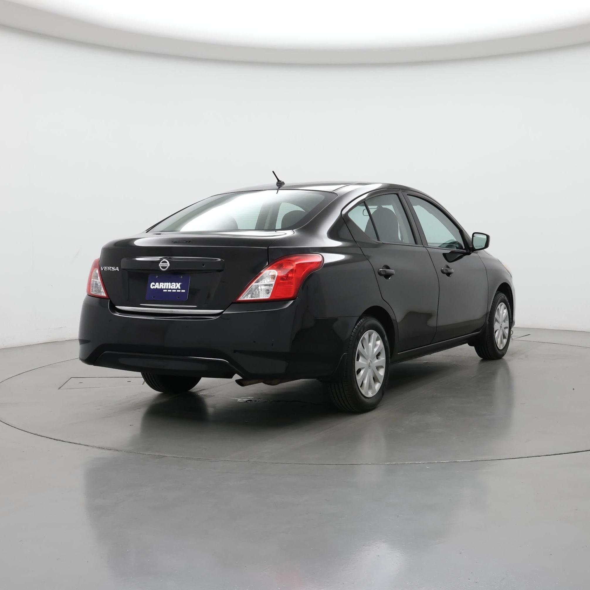 Thumbnail: 2016 Nissan Versa - 8