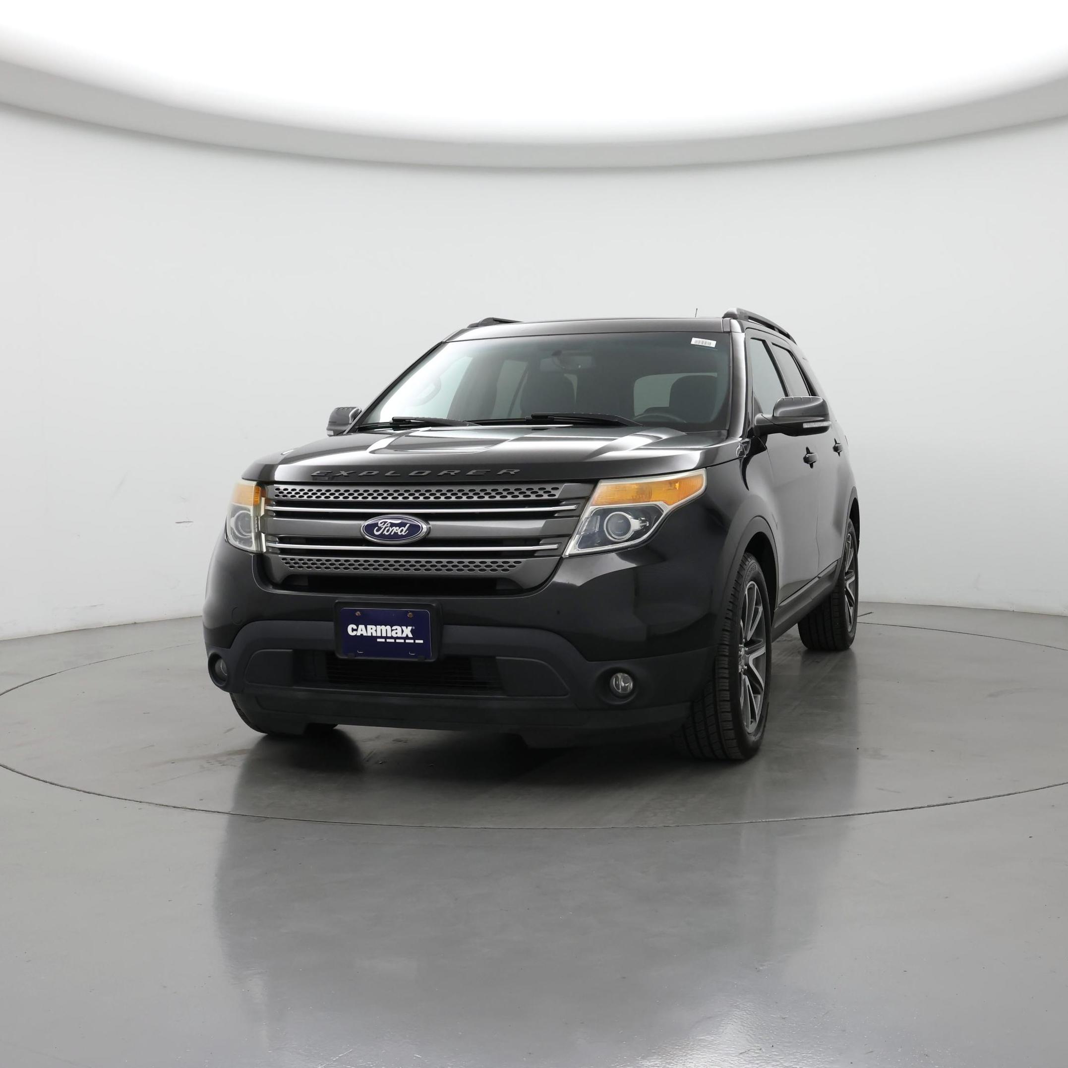 Thumbnail: 2015 Ford Explorer - 4