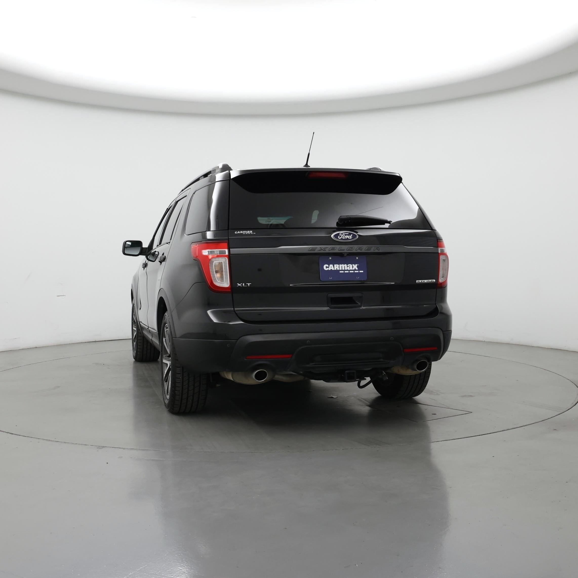 Thumbnail: 2015 Ford Explorer - 6