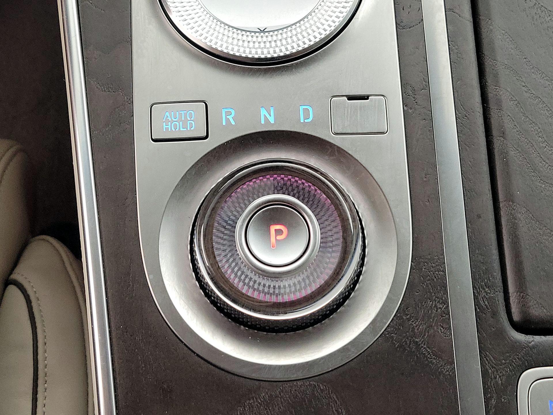 Thumbnail: 2022 Genesis GV80 - 18