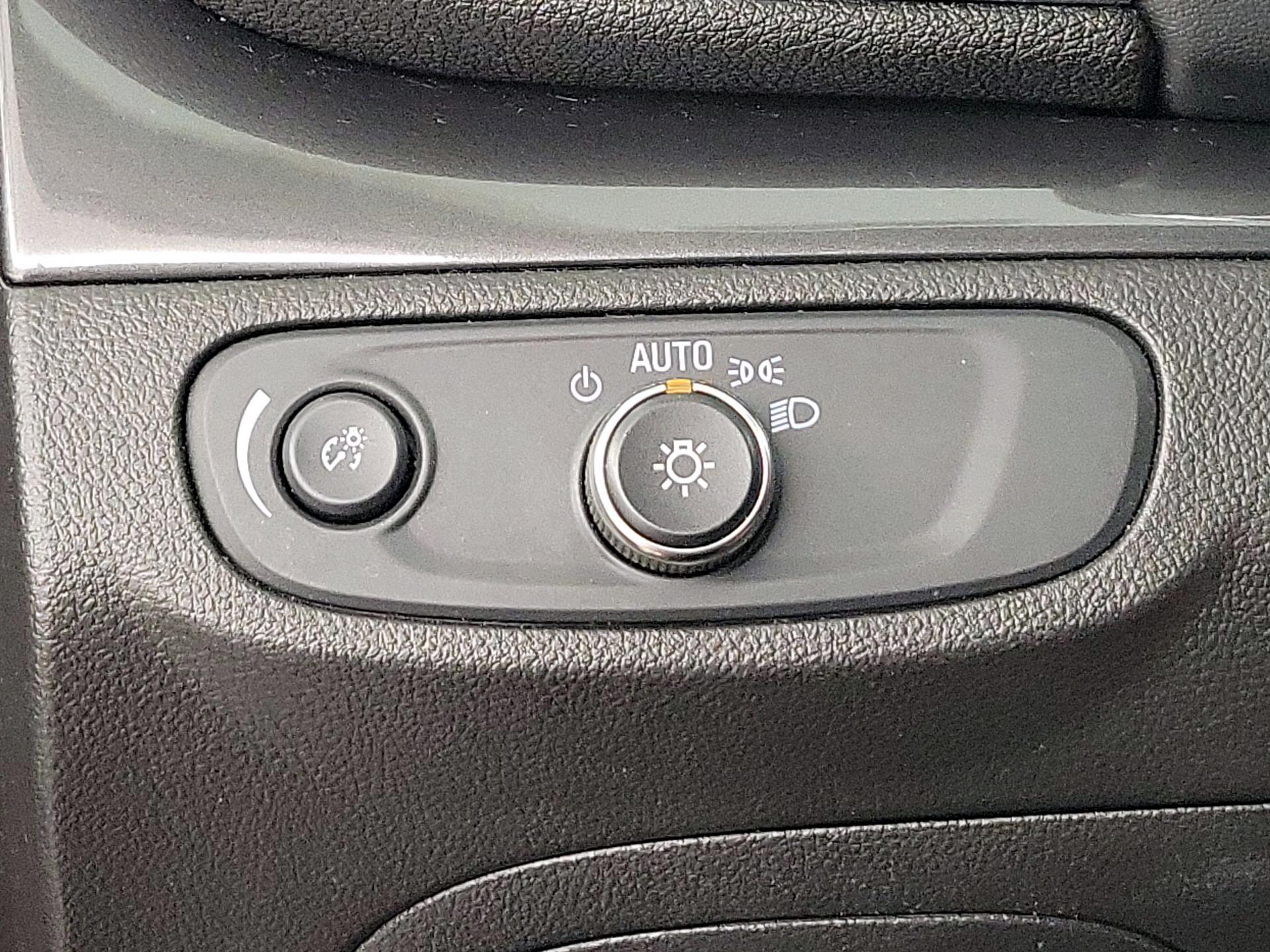 Thumbnail: 2019 Buick Encore - 13