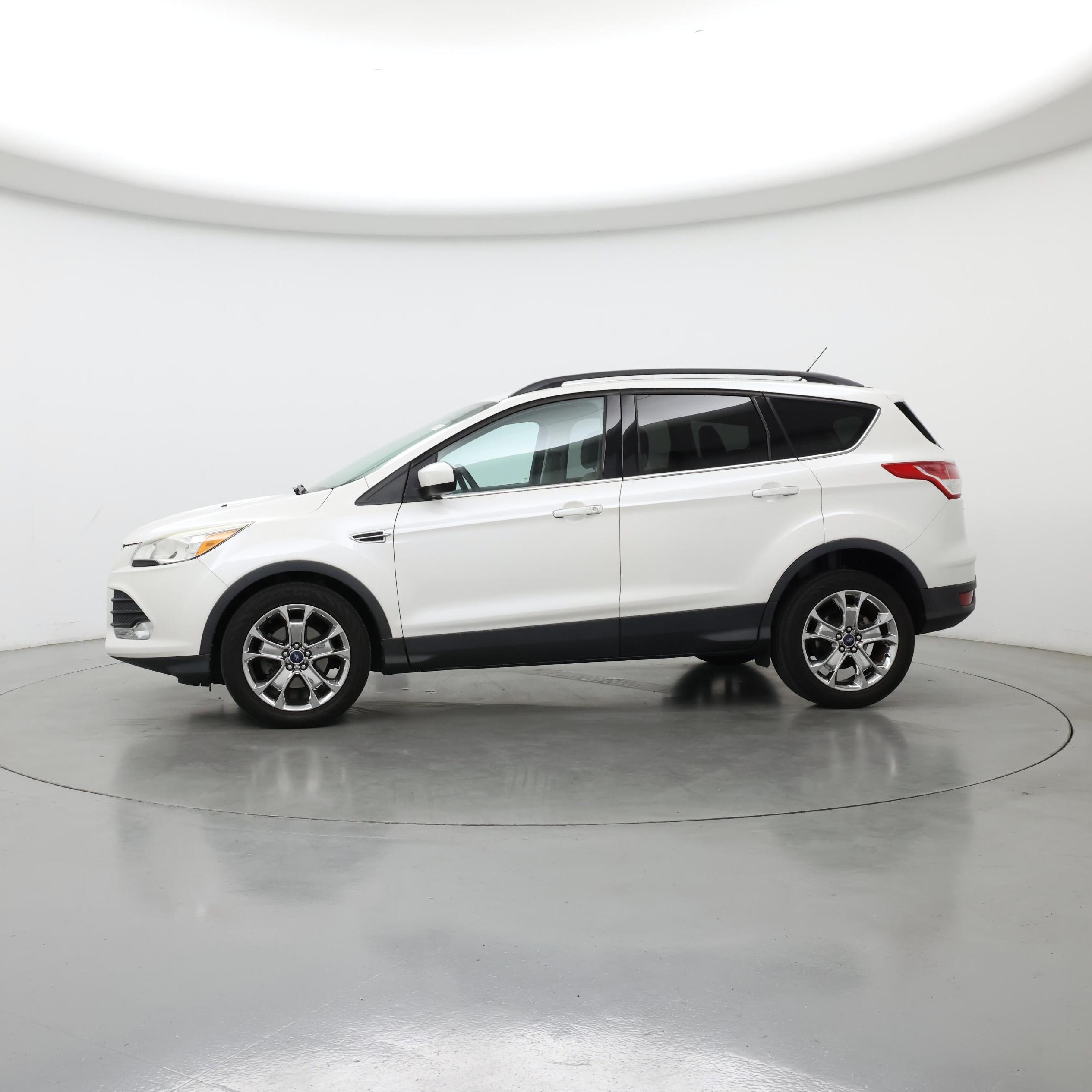 Thumbnail: 2014 Ford Escape - 3