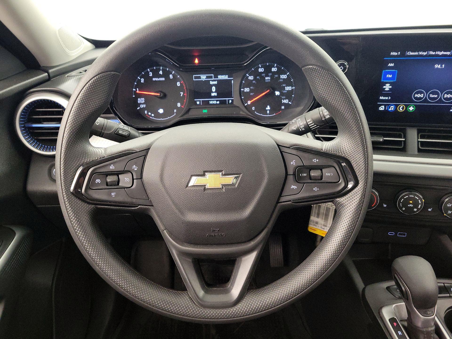 Thumbnail: 2024 Chevrolet Trax - 10